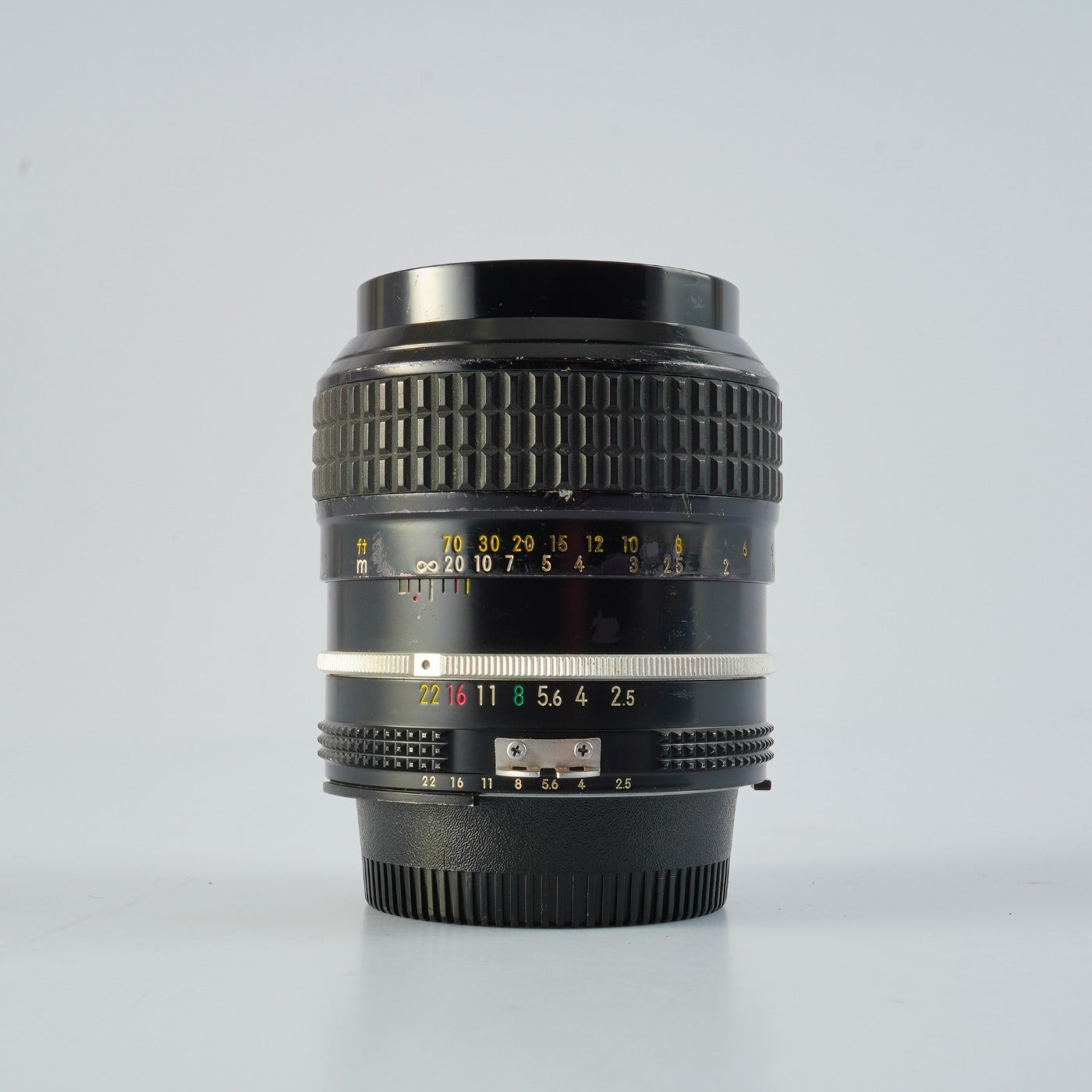 Nikon Ai NIKKOR 105mm F/2.5 単焦点レンズ