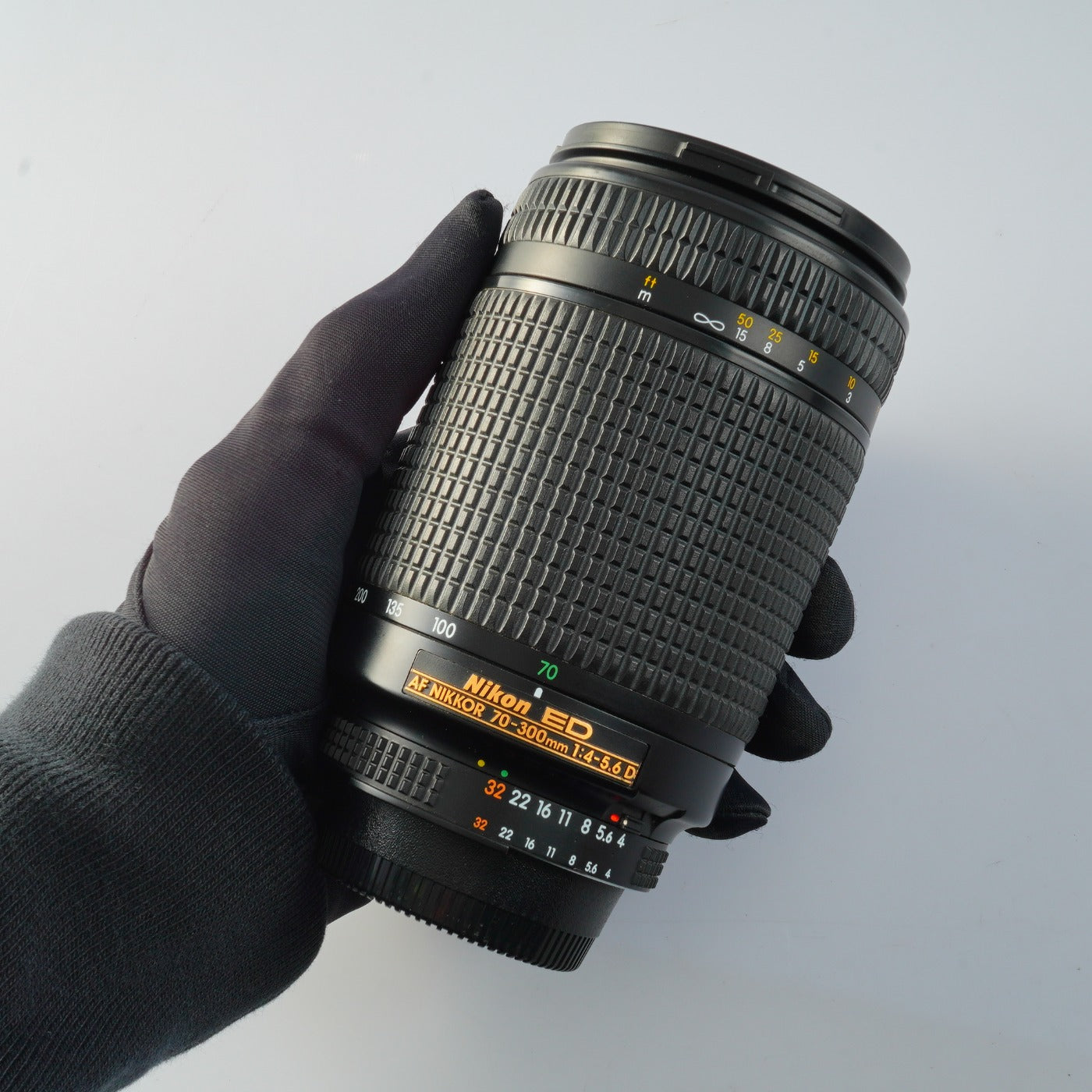 Nikon AF NIKKOR 70-300mm F/4-5.6 D ED ズームレンズ