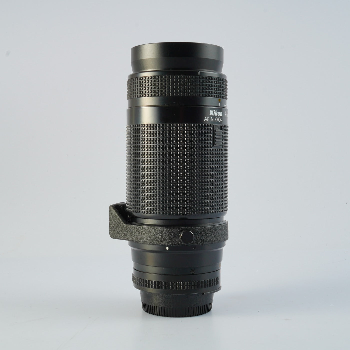 Nikon AF NIKKOR 75-300mm F/4.5-5.6 ズームレンズ
