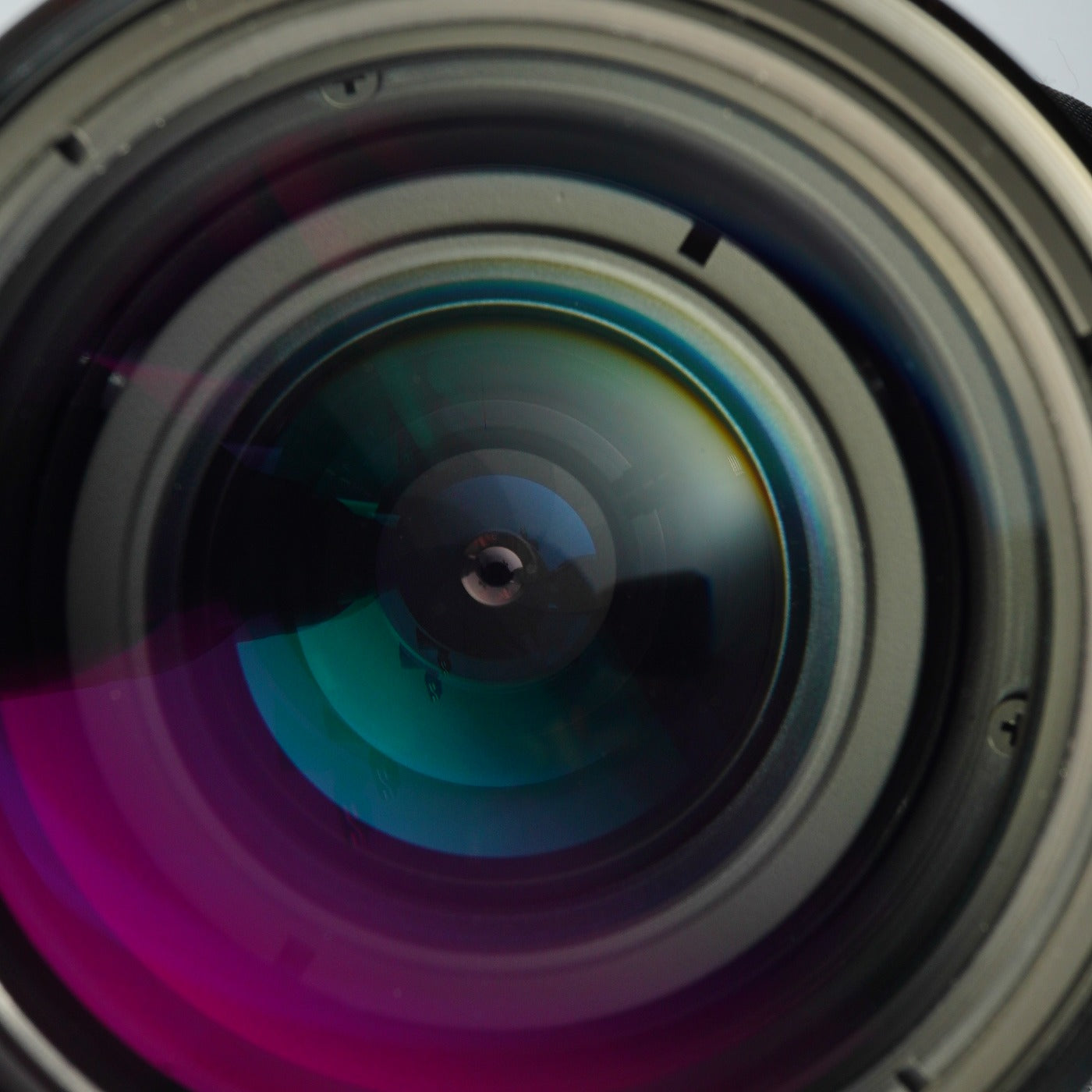 Nikon AF NIKKOR 75-300mm F/4.5-5.6 ズームレンズ