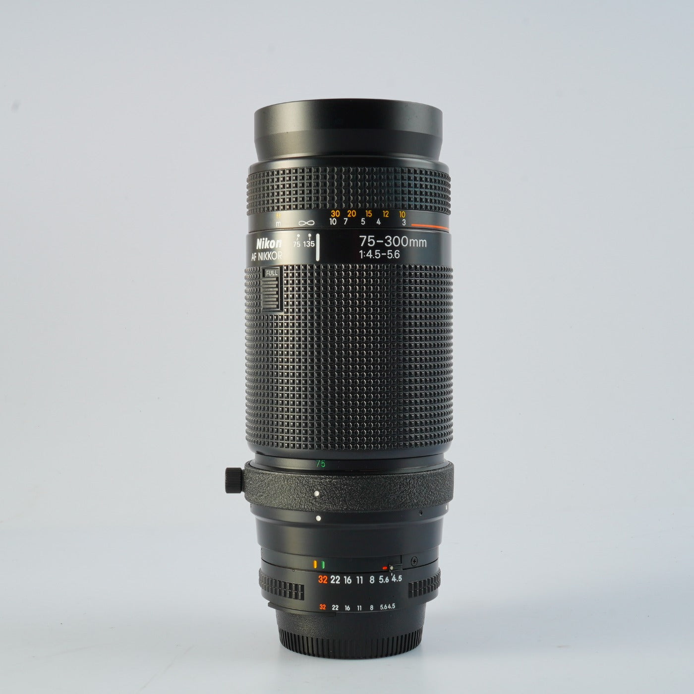 Nikon AF NIKKOR 75-300mm F/4.5-5.6 ズームレンズ