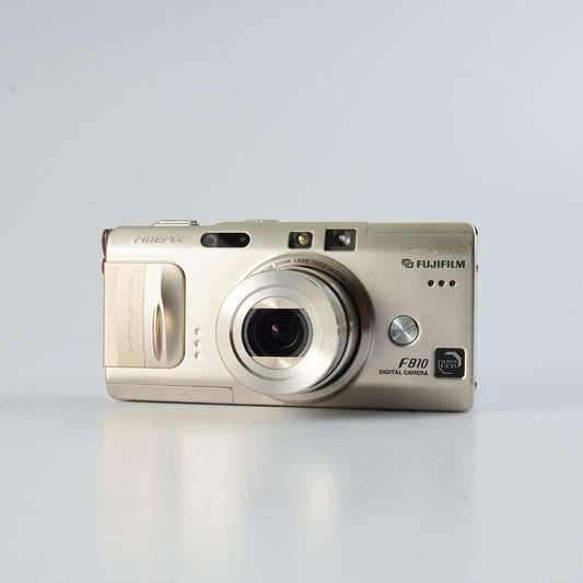 FUJIFILM FinePix F810 + XD 2GB コンパクトデジタルカメラ