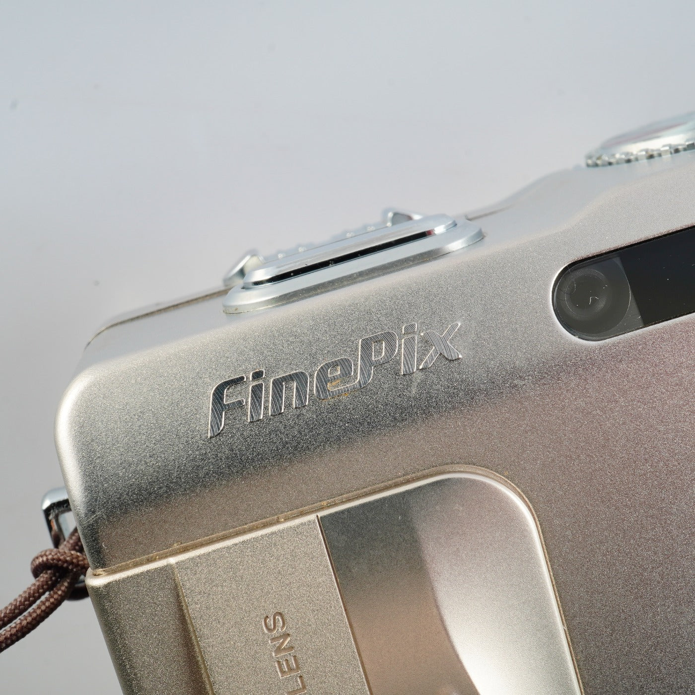 FUJIFILM FinePix F810 + XD 2GB コンパクトデジタルカメラ
