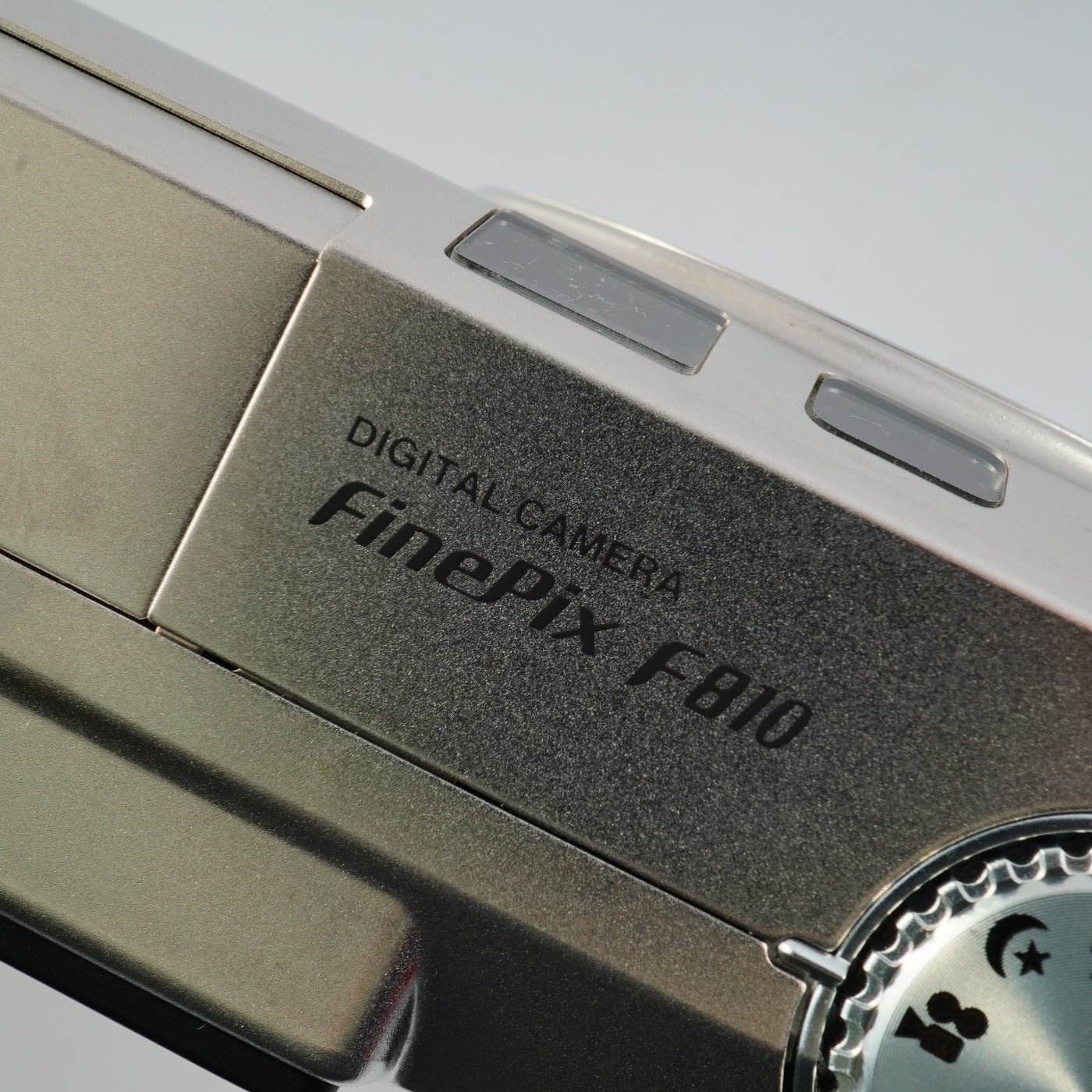 FUJIFILM FinePix F810 + XD 2GB コンパクトデジタルカメラ