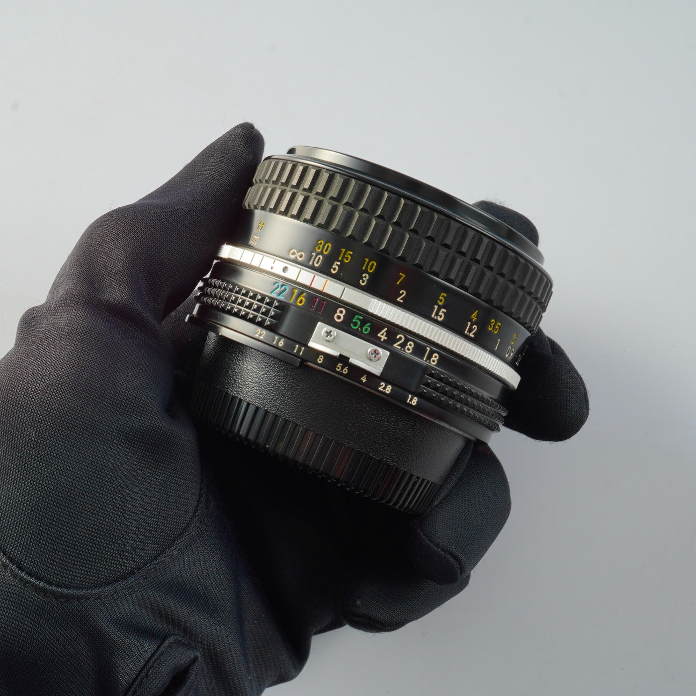 Nikon Ai Nikkor 50mm F/1.8 単焦点レンズ