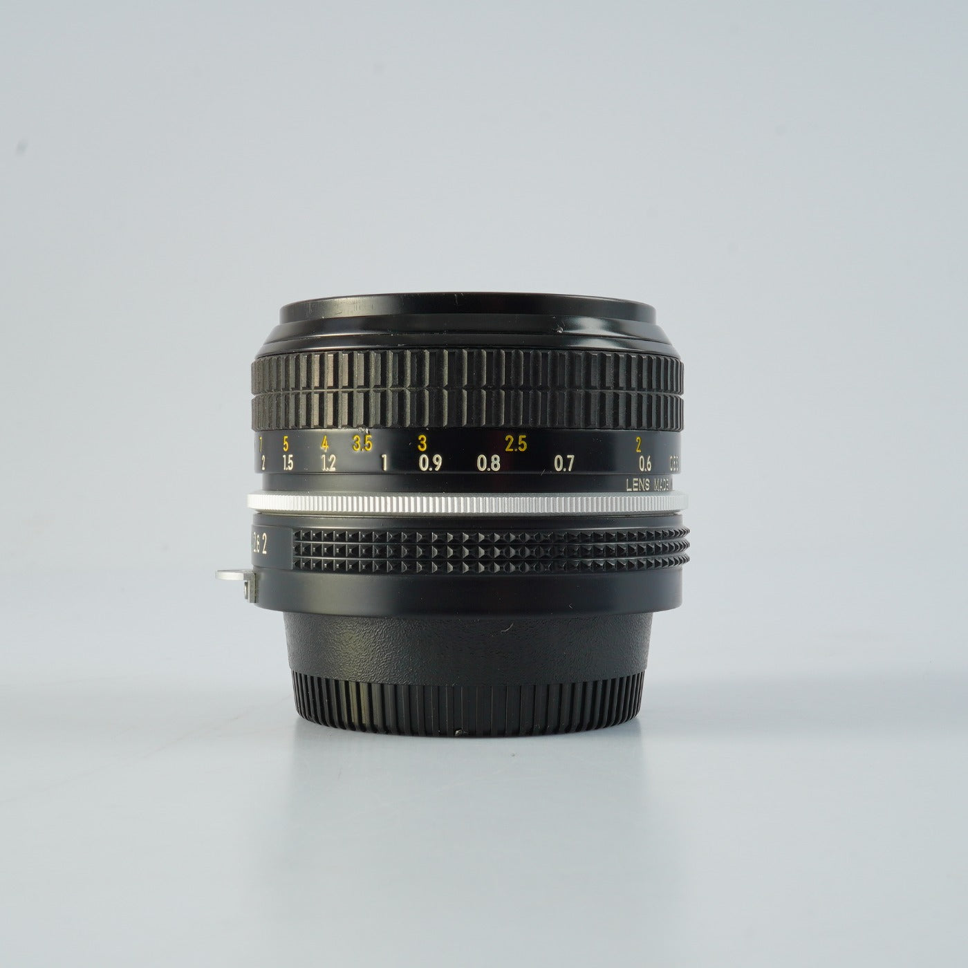 Nikon NIKKOR 50mm F/2 非Ai 単焦点レンズ