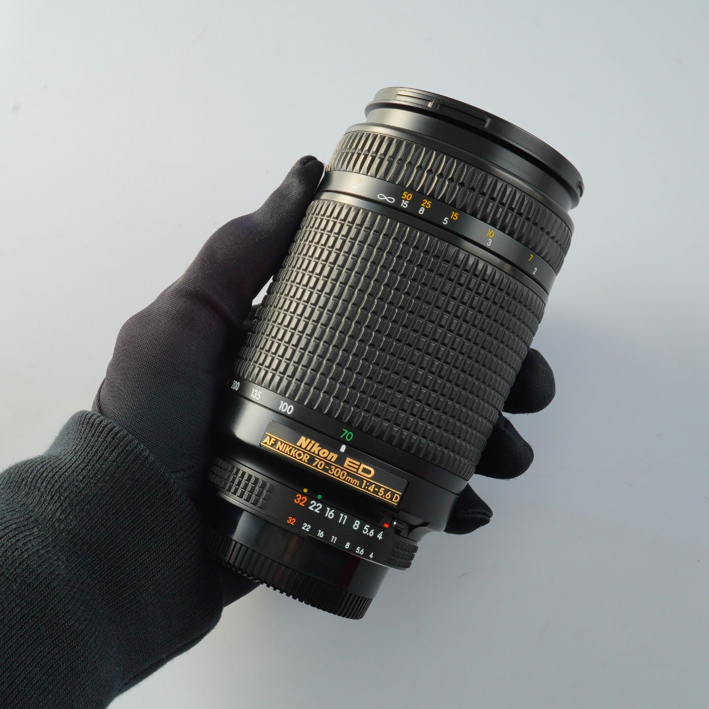 Nikon AF NIKKOR 70-300mm F/4-5.6 D ED ズームレンズ