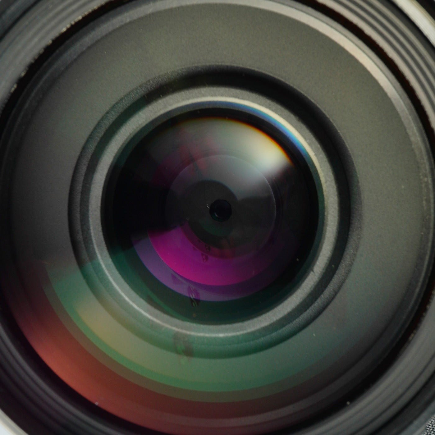 Nikon AF NIKKOR 70-300mm F/4-5.6 D ED ズームレンズ