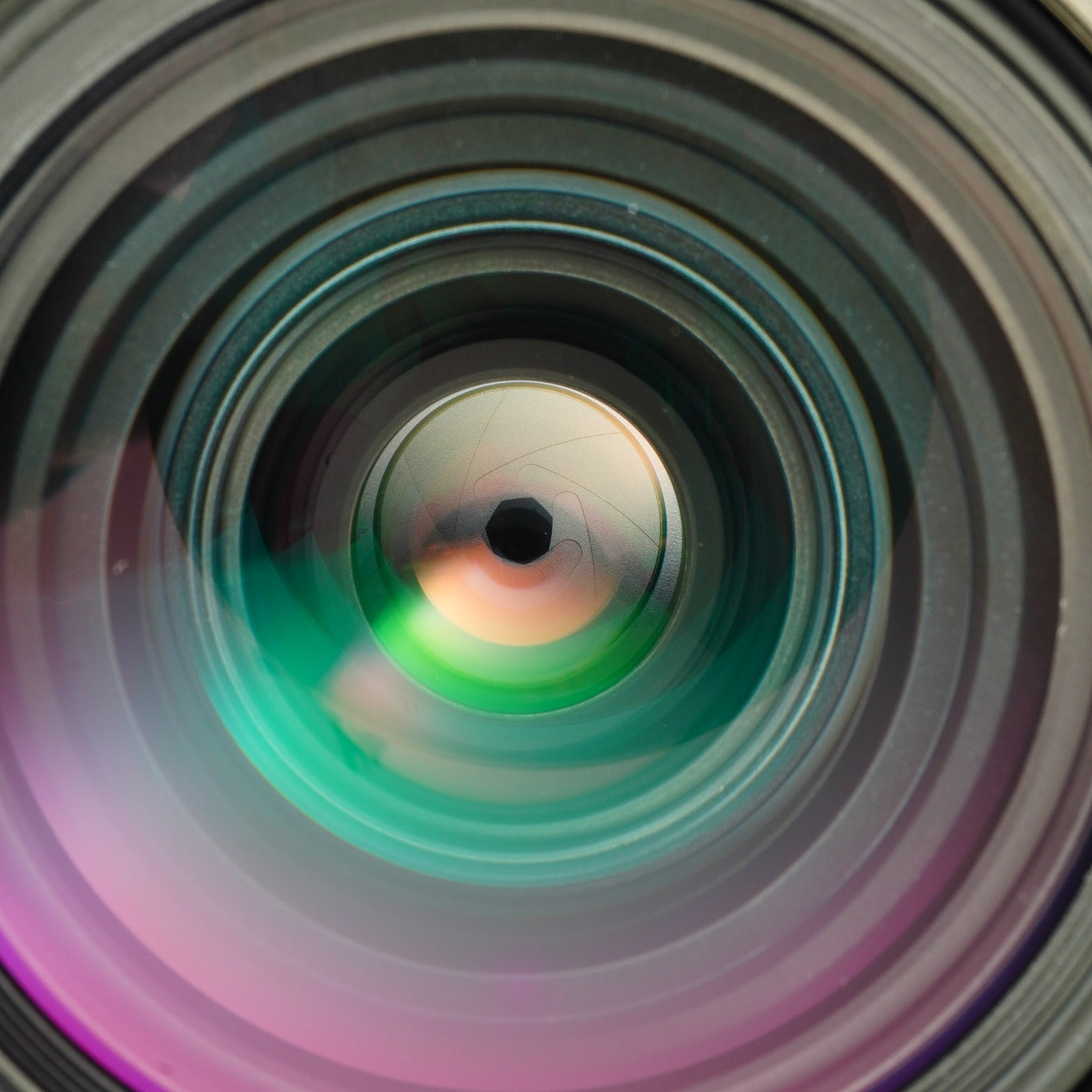 Nikon Ai-s Zoom Nikkor 28-85mm F/3.5-4.5 ズームレンズ