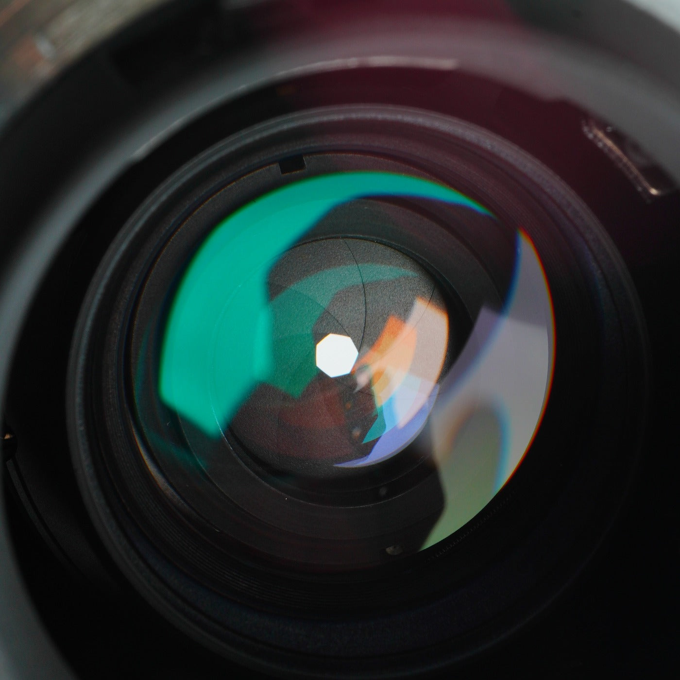 Nikon Ai-s Zoom Nikkor 28-85mm F/3.5-4.5 ズームレンズ