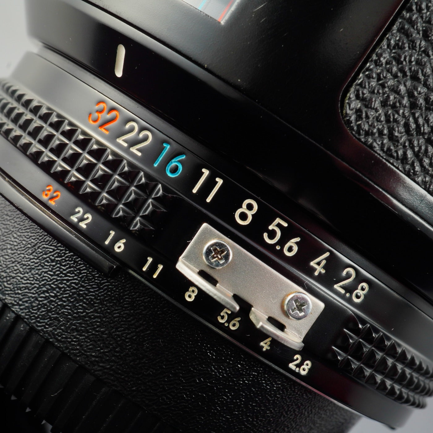 Nikon AF NIKKOR 80mm F/2.8 単焦点レンズ