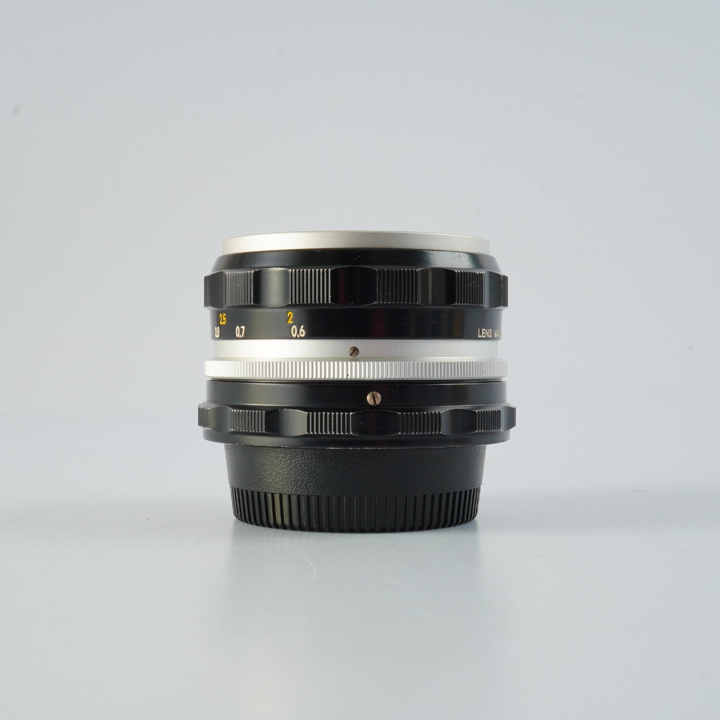 Nikon NIKKOR-H Auto 50mm F/2 非Ai 単焦点レンズ