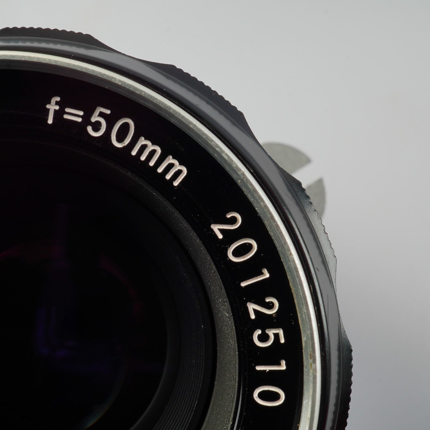 Nikon NIKKOR-H Auto 50mm F/2 非Ai 単焦点レンズ