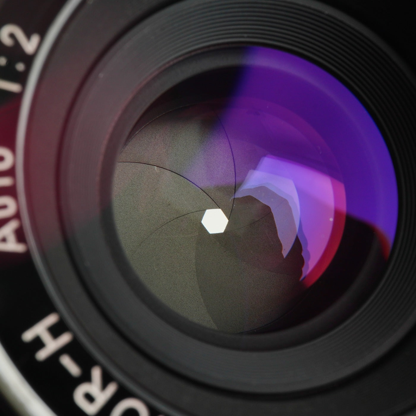 Nikon NIKKOR-H Auto 50mm F/2 非Ai 単焦点レンズ