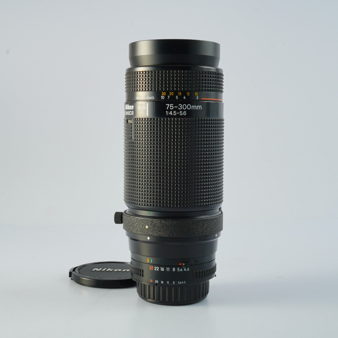 Nikon AF NIKKOR 75-300mm F/4.5-5.6 ズームレンズ