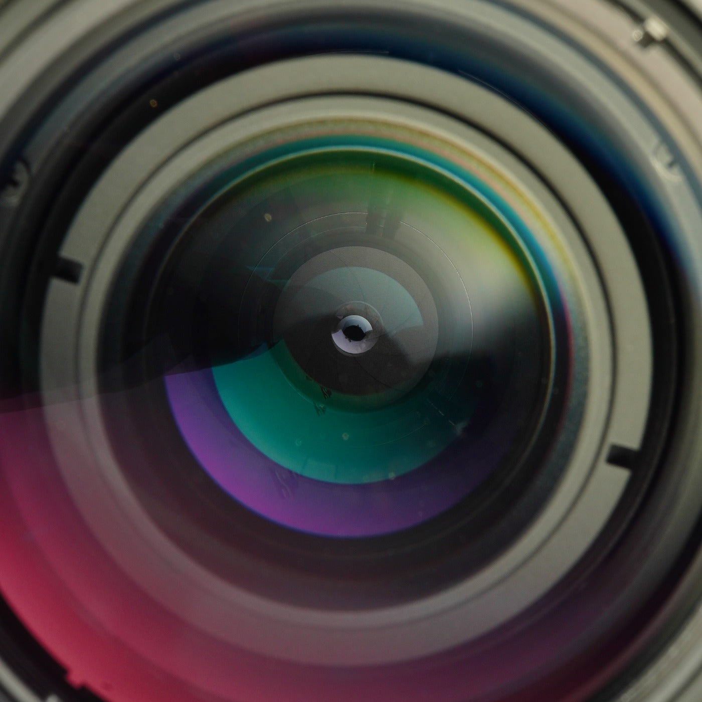 Nikon AF NIKKOR 75-300mm F/4.5-5.6 ズームレンズ