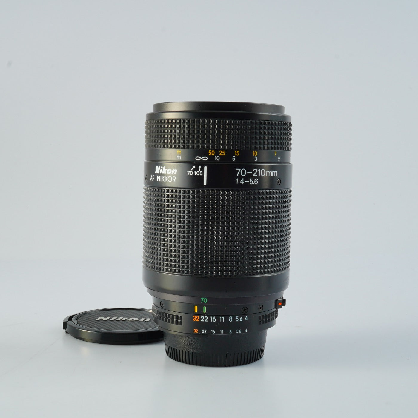 Nikon AF NIKKOR 70-210mm F/4-5.6 ズームレンズ