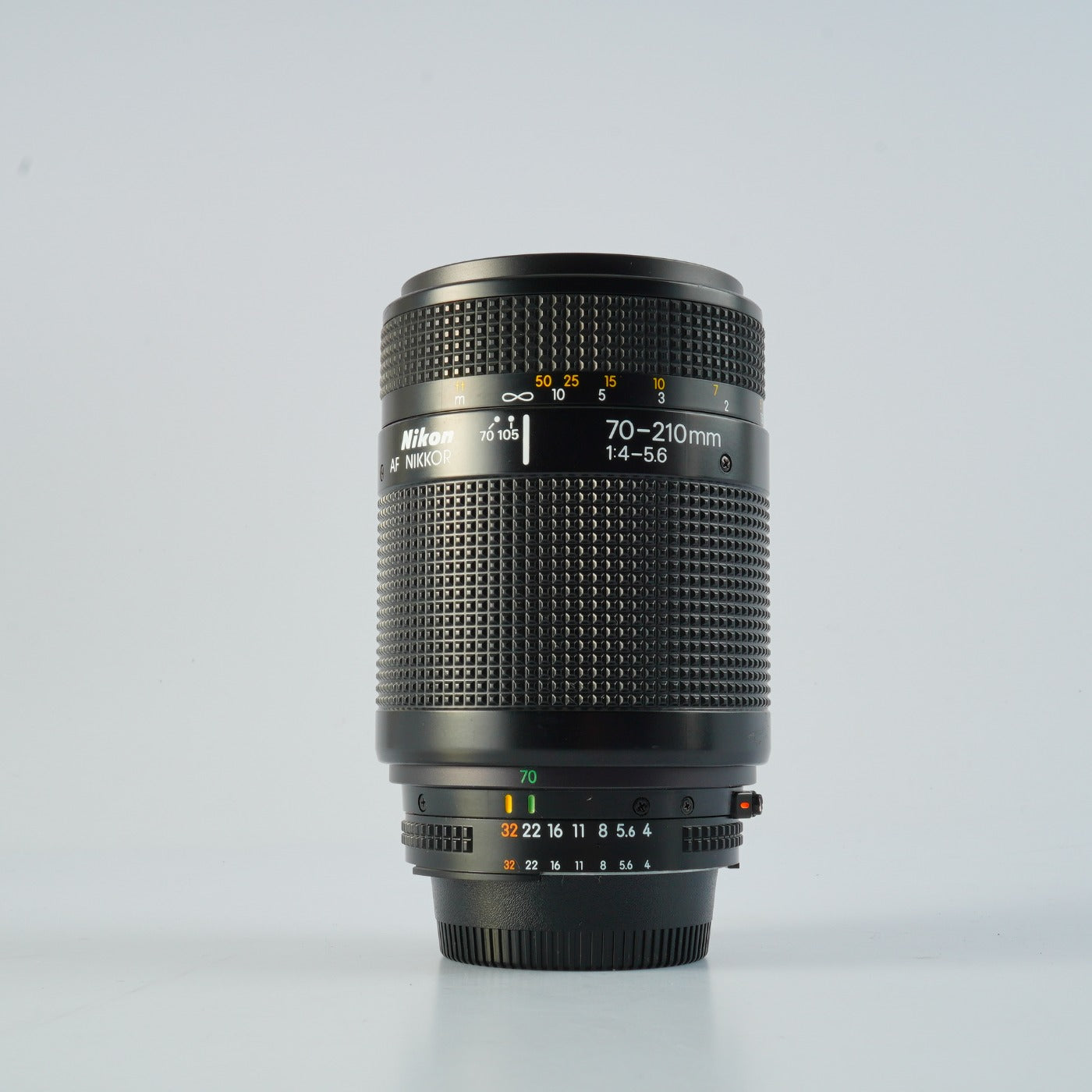 Nikon AF NIKKOR 70-210mm F/4-5.6 ズームレンズ