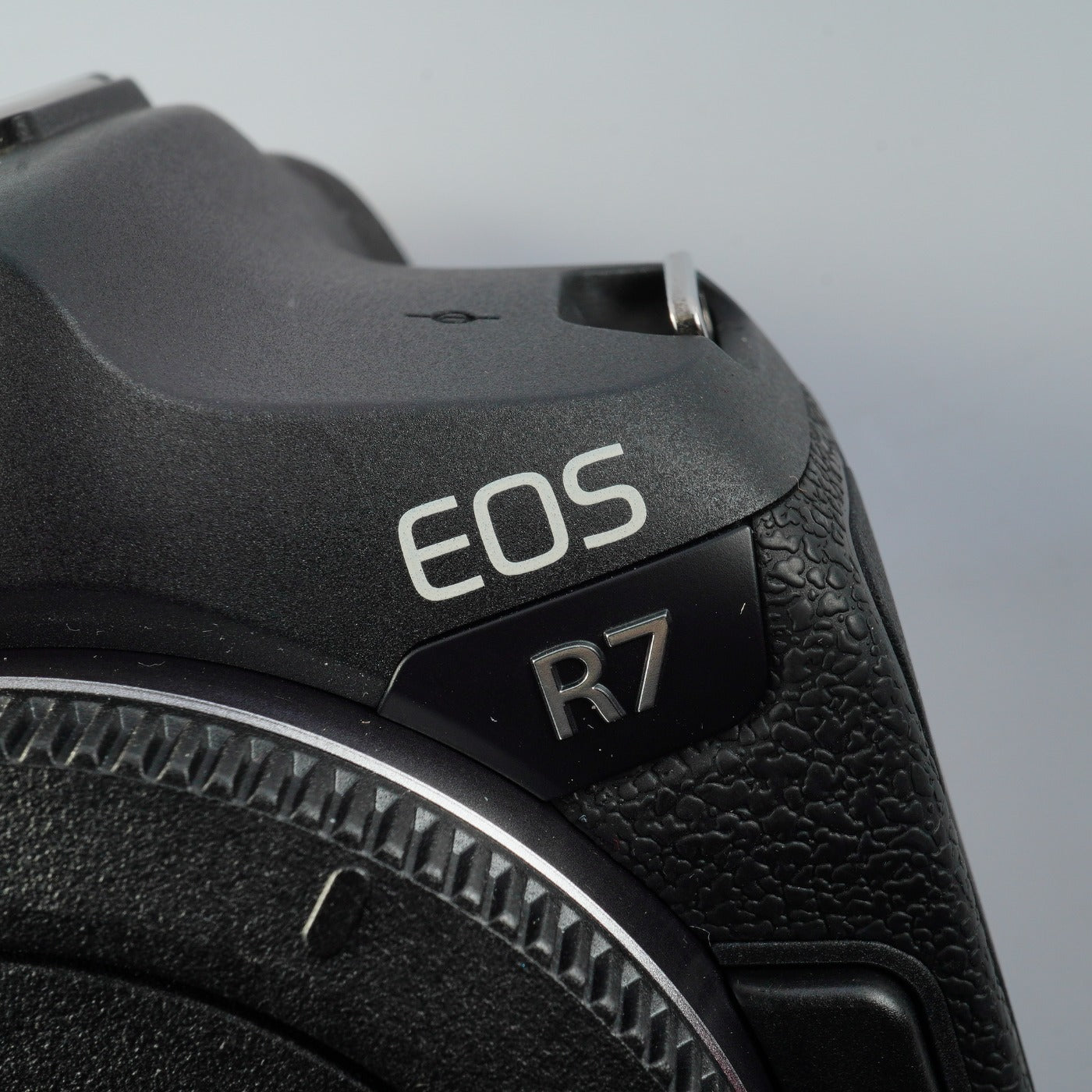 Canon EOS R7 + RF-S 18-150mm F/3.5-6.3 IS STM ミラーレスカメラ