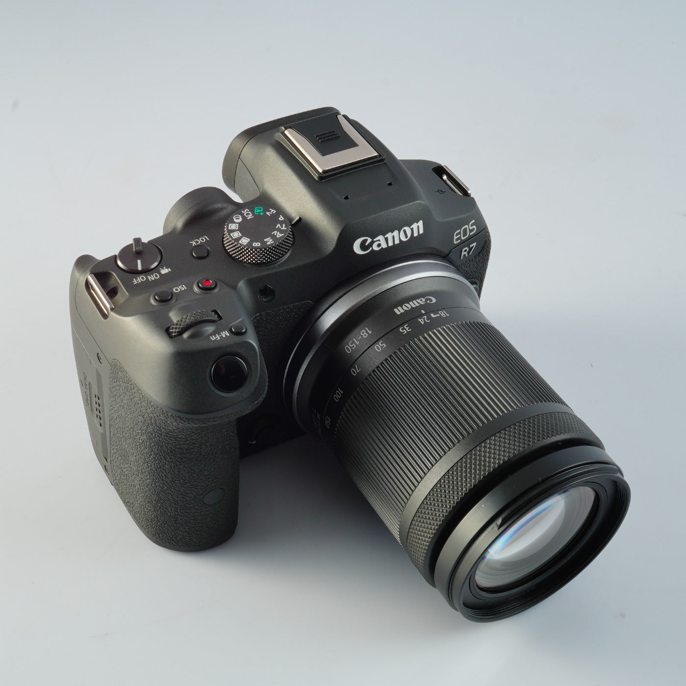 Canon EOS R7 + RF-S 18-150mm F/3.5-6.3 IS STM ミラーレスカメラ