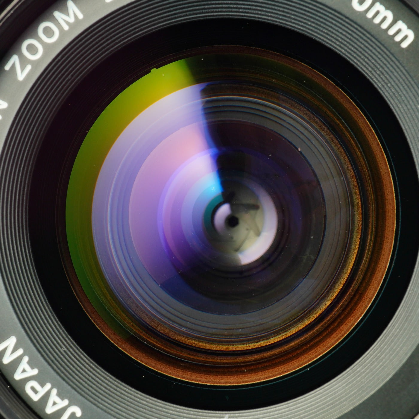 Canon FD 35-70mm F/4 ズームレンズ