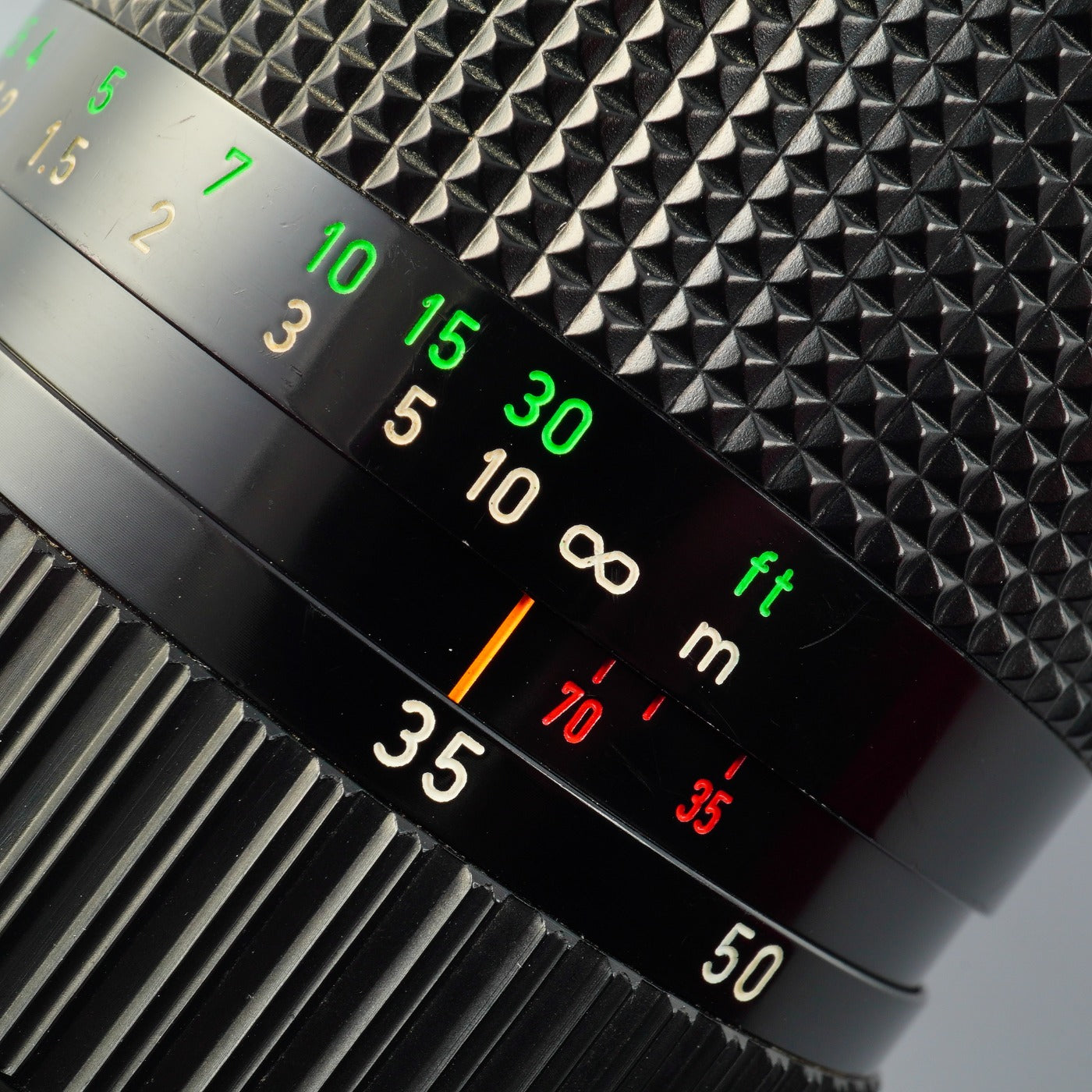 Canon FD 35-70mm F/4 ズームレンズ