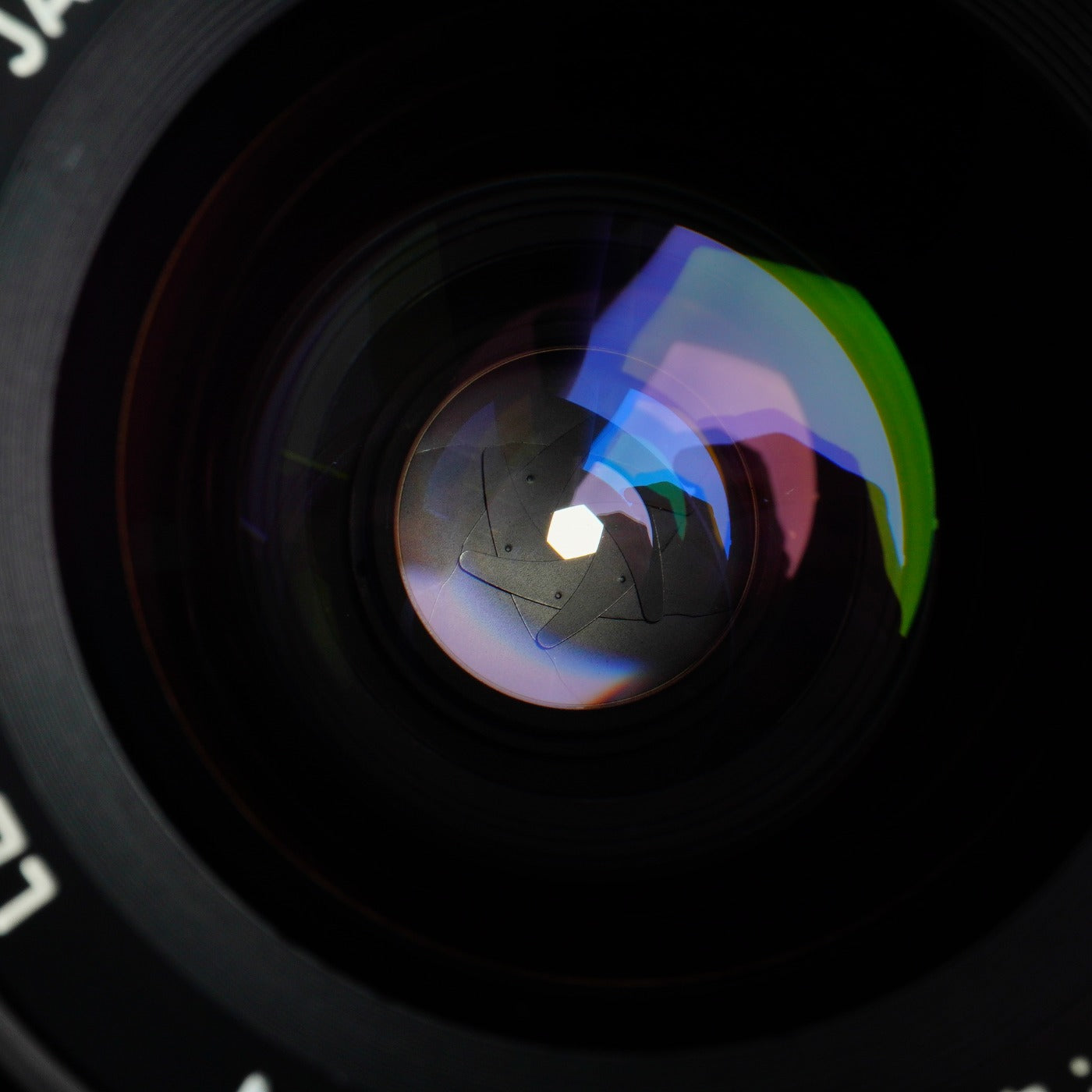 Canon FD 35-70mm F/4 ズームレンズ