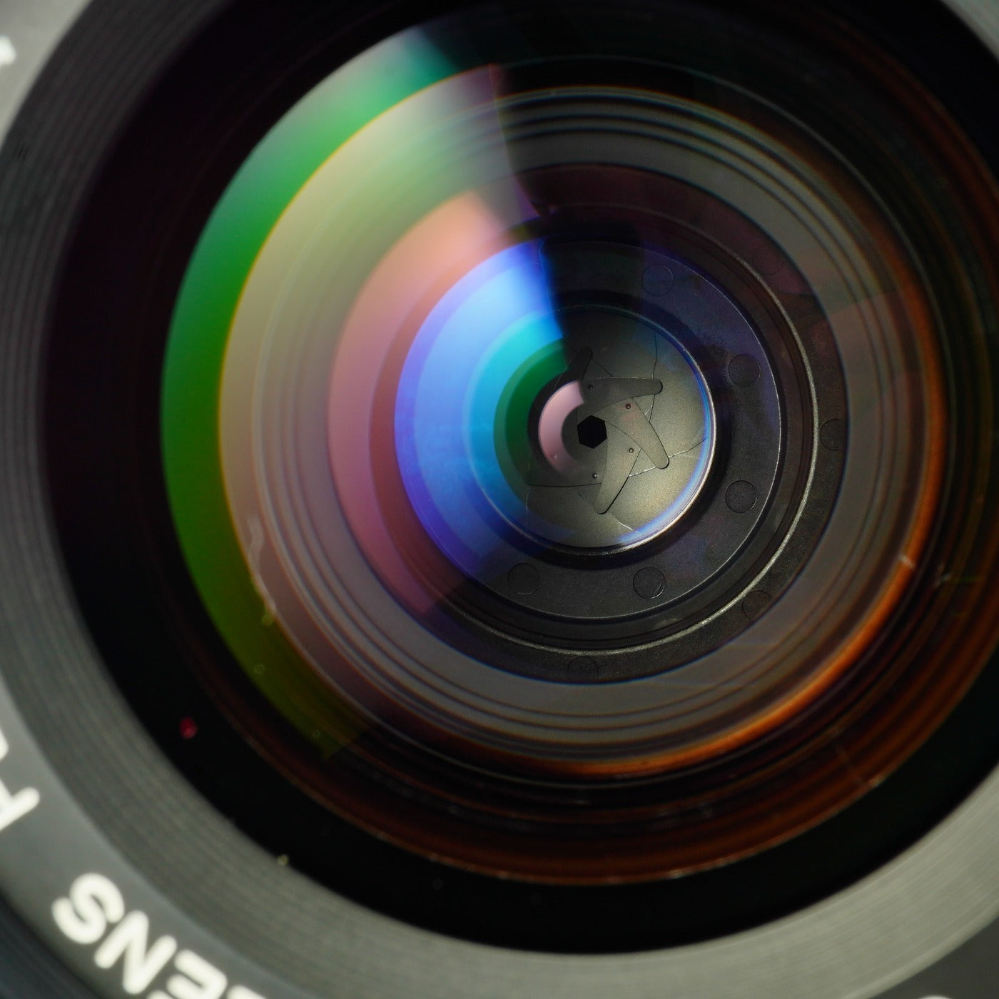 Canon FD 35-70mm F/4 ズームレンズ