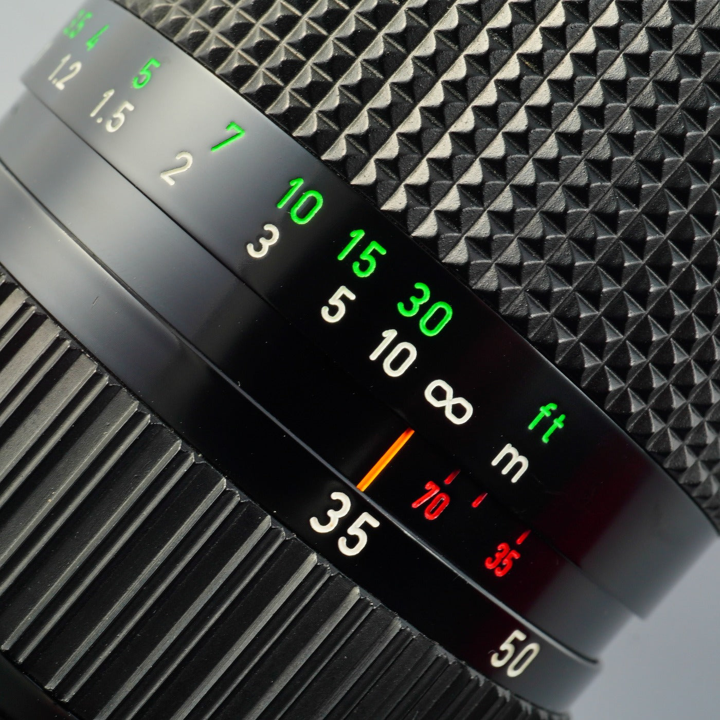 Canon FD 35-70mm F/4 ズームレンズ