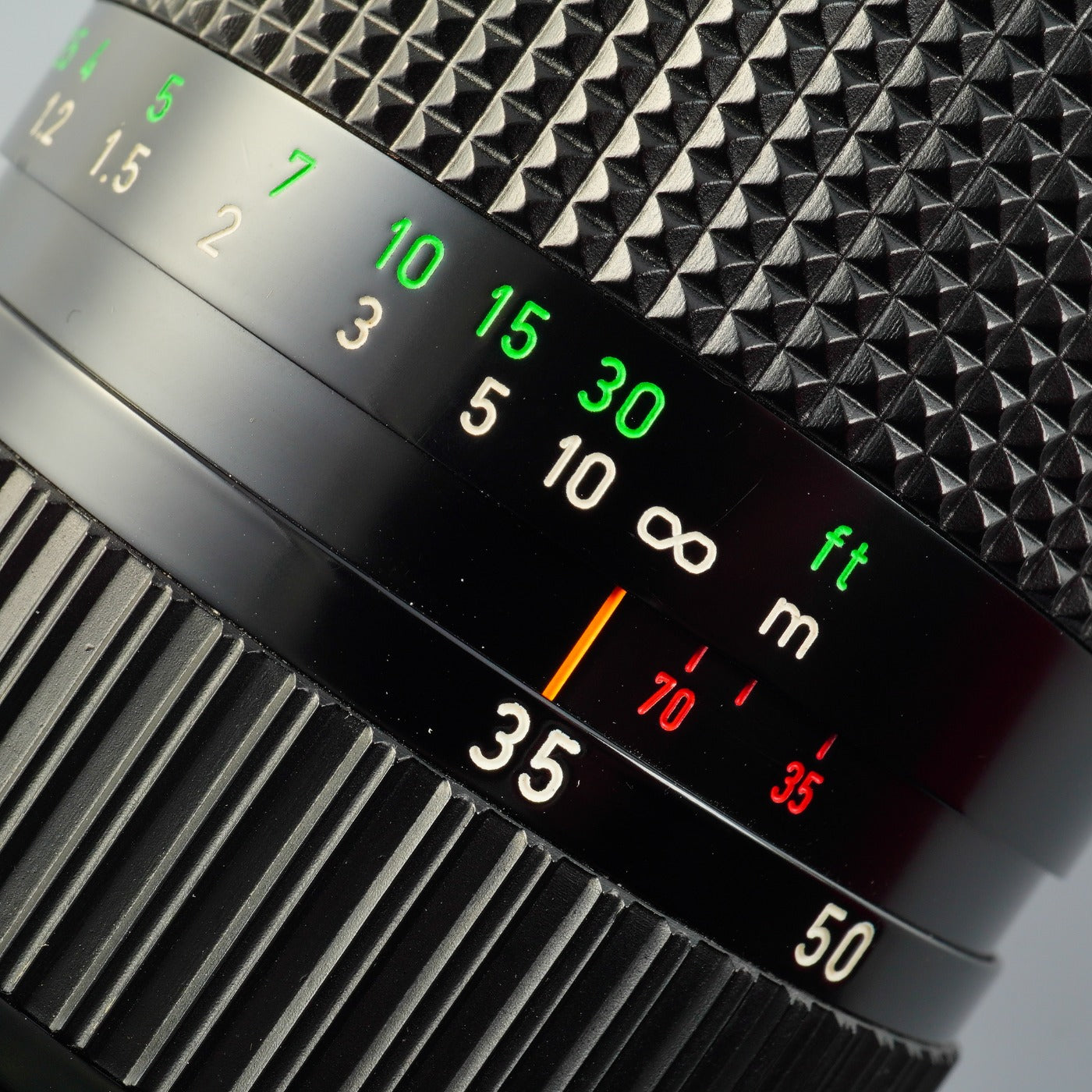 Canon FD 35-70mm F/4 ズームレンズ