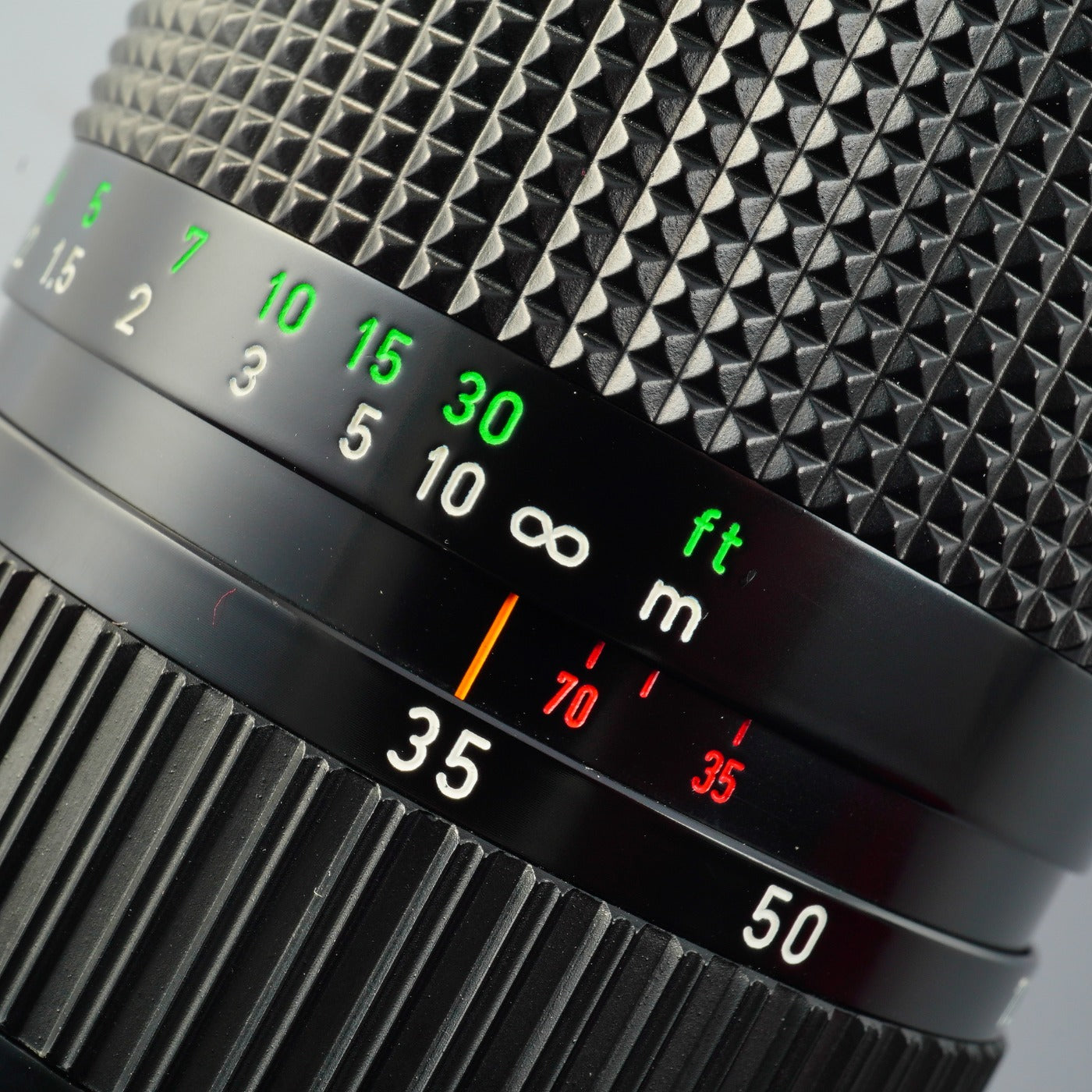 Canon FD 35-70mm F/4 ズームレンズ