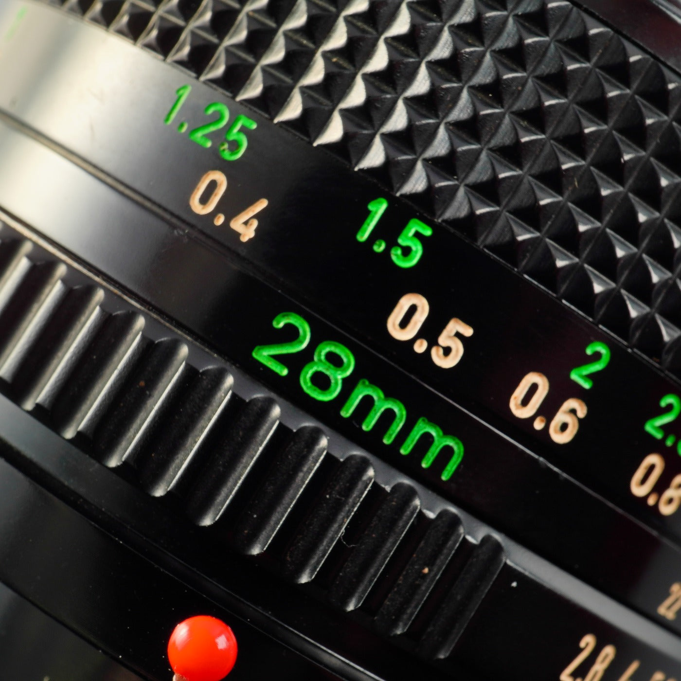 Canon New FD NFD 28mm F/2.8 単焦点レンズ