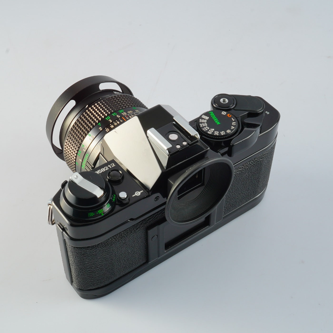 【SERVICED & TESTED】 Canon AE-1 Program Black + New FD 50mm F/1.4 MF フィルム一眼レフカメラ