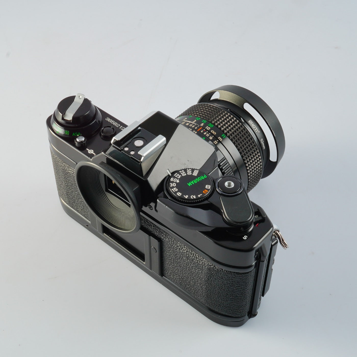 【SERVICED & TESTED】 Canon AE-1 Program Black + New FD 50mm F/1.4 MF フィルム一眼レフカメラ