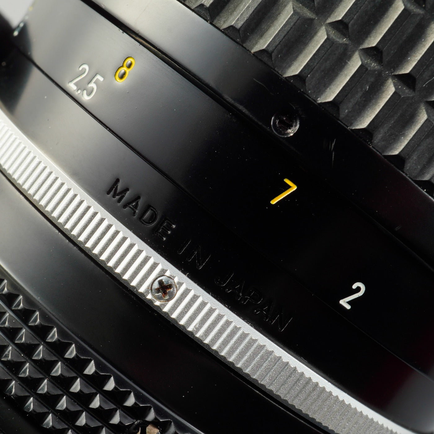 Nikon Ai NIKKOR 200mm F/4 単焦点レンズ