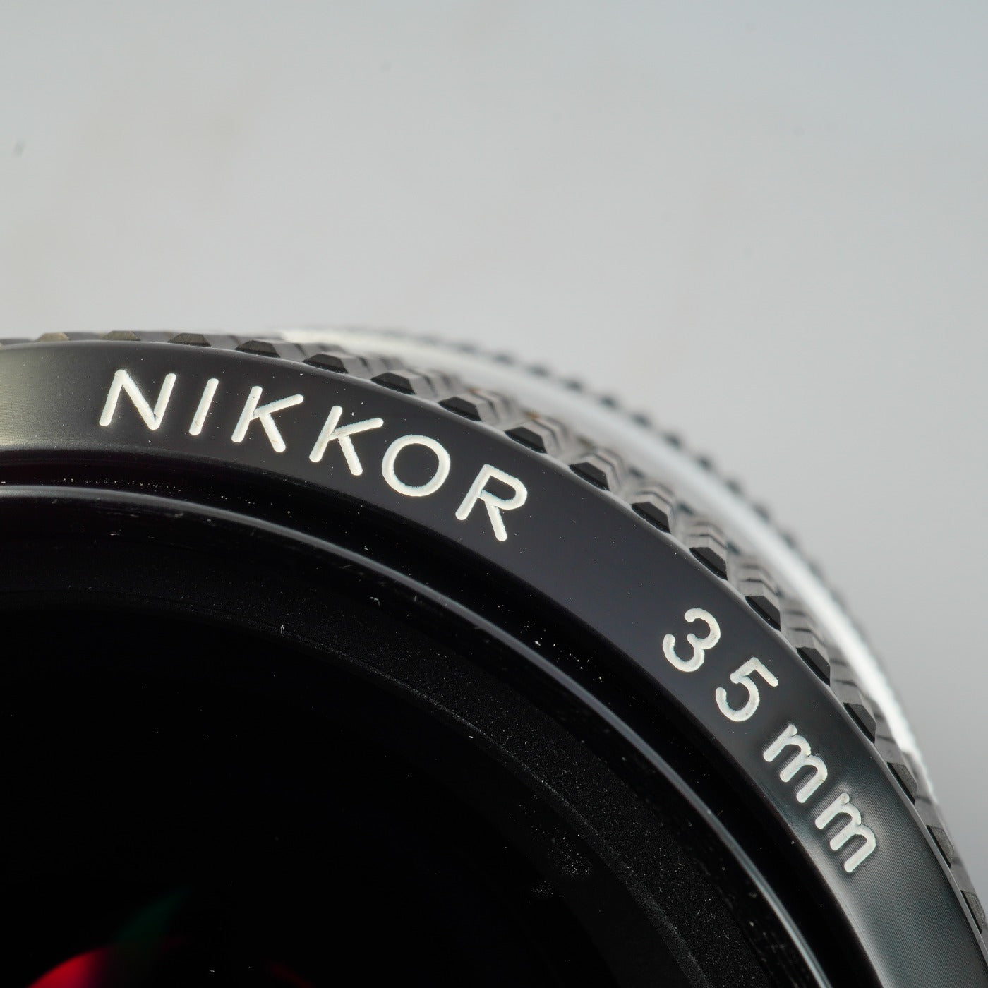 Nikon 非Ai Nikkor 35mm F/2 単焦点レンズ