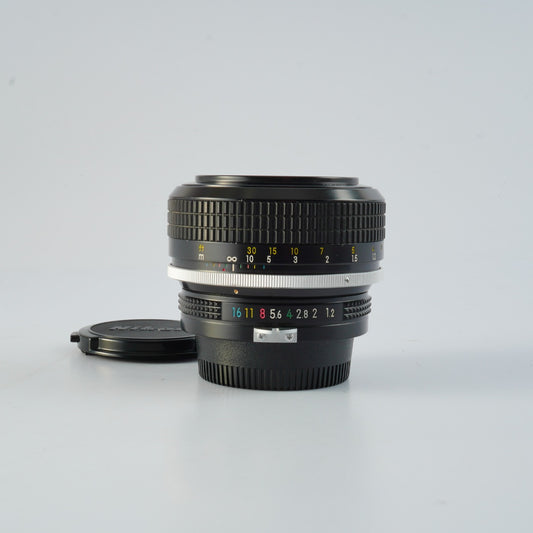 Nikon 非Ai NIKKOR 55mm F/1.2 単焦点レンズ