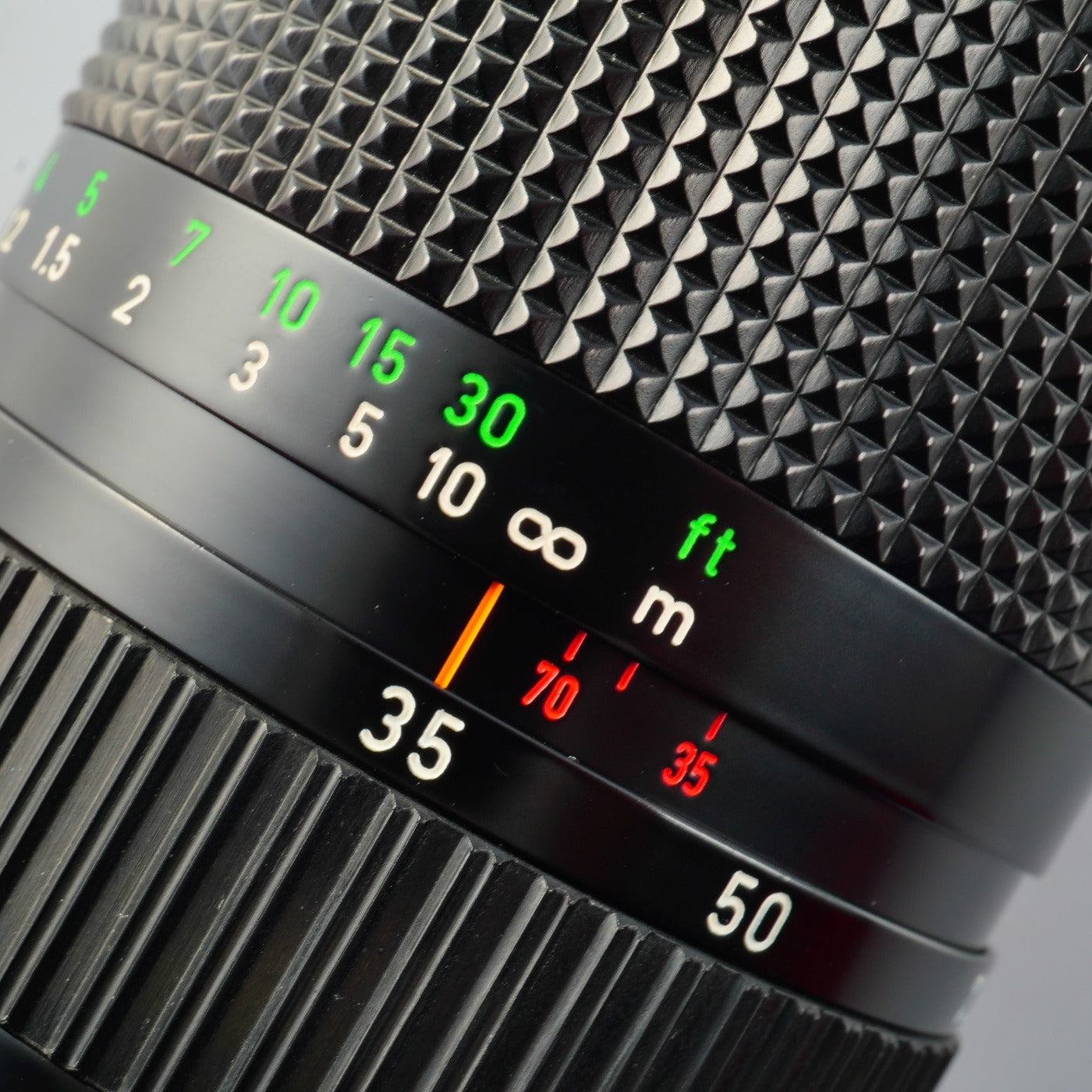 Canon FD 35-70mm F/4 ズームレンズ