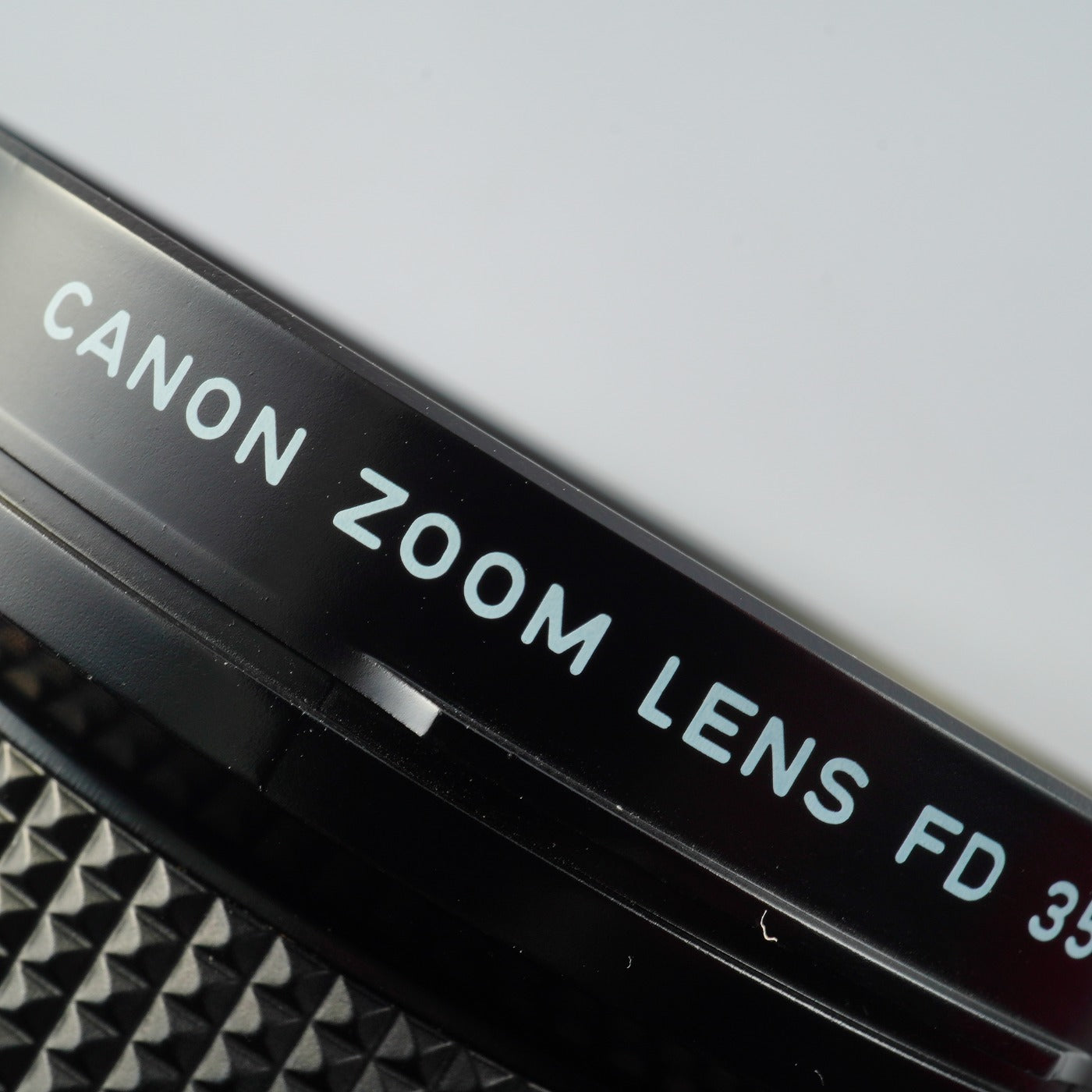 Canon New FD 35-105mm F/3.5 ズームレンズ
