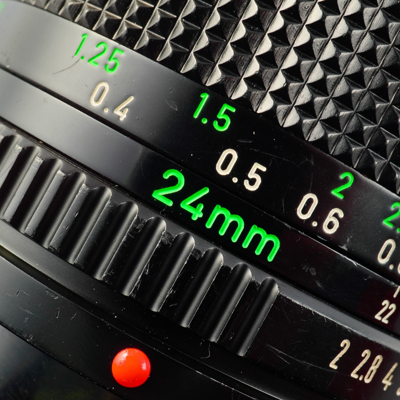 Canon NEW FD NFD 24mm F/2 単焦点レンズ