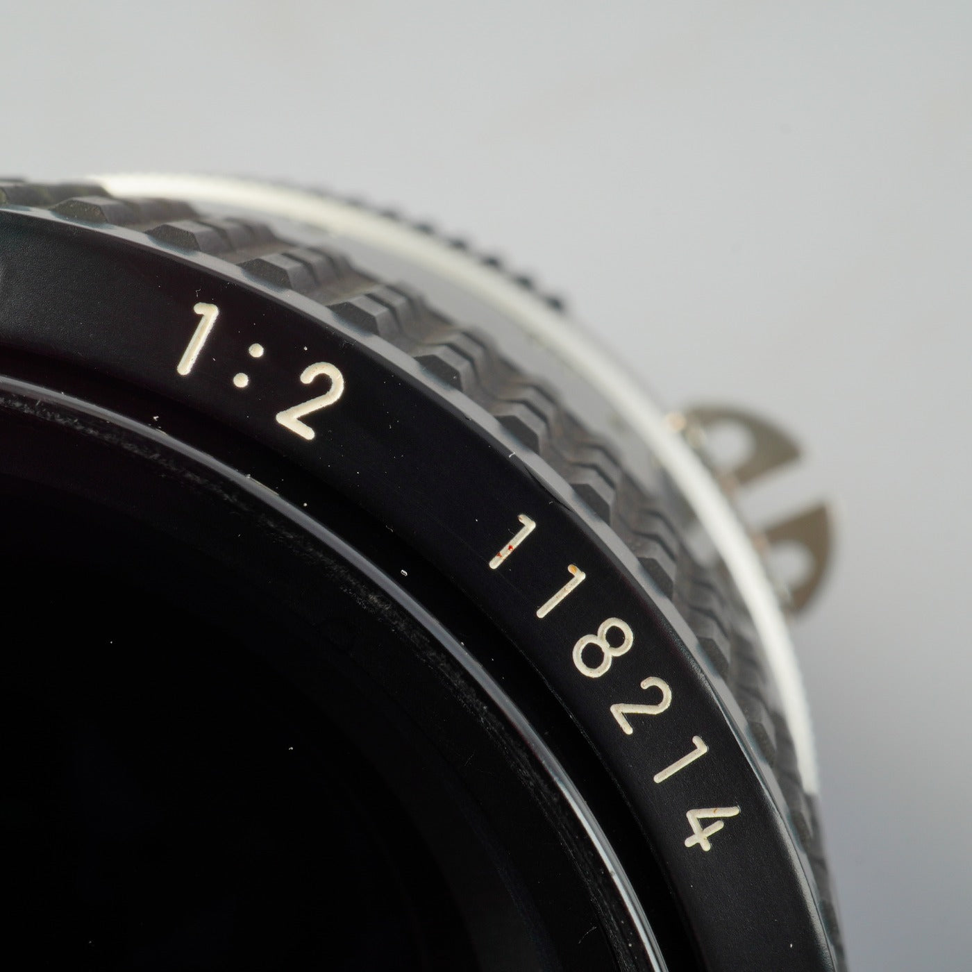 Nikon Ai Nikkor 35mm F/2 単焦点レンズ