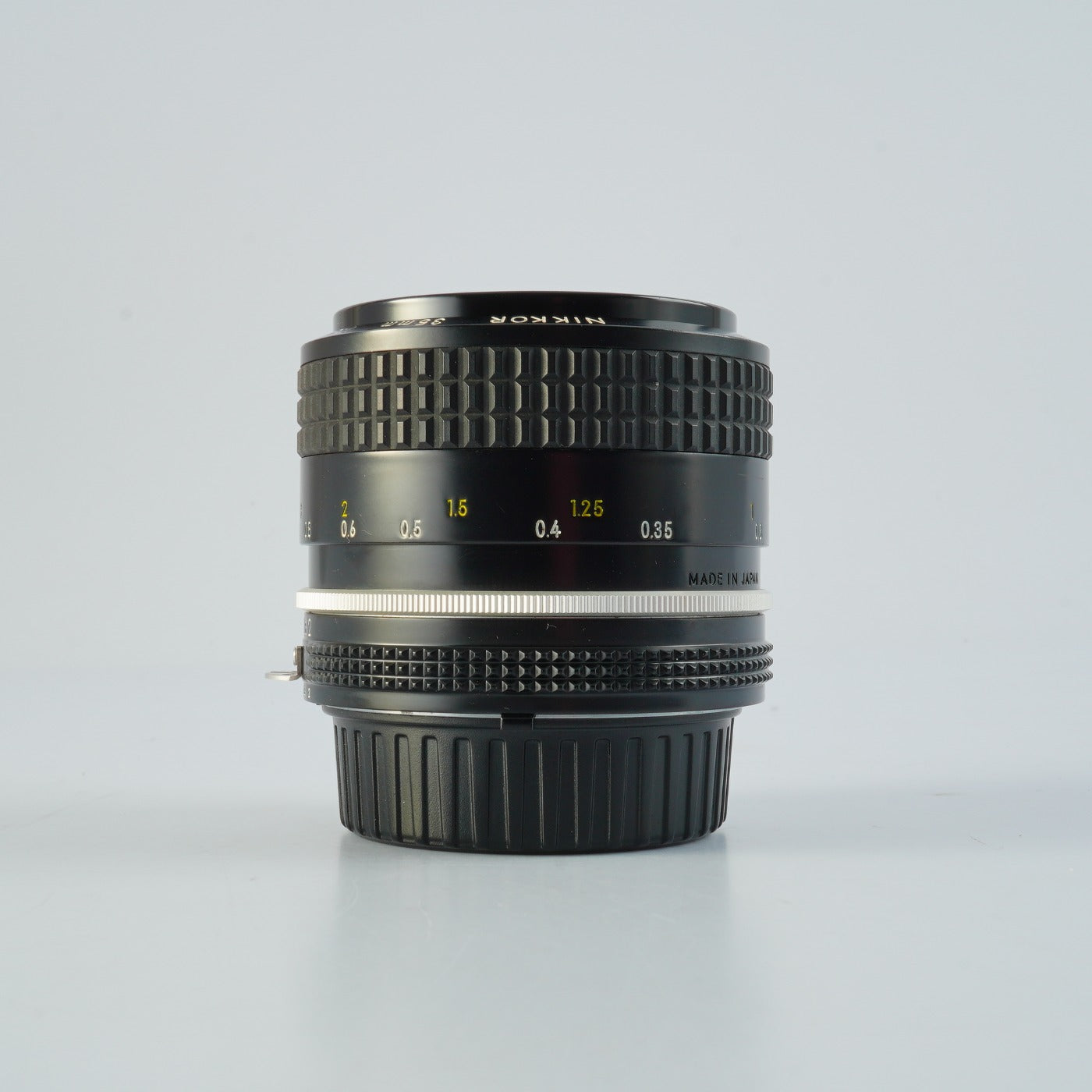 Nikon Ai Nikkor 35mm F/2 単焦点レンズ