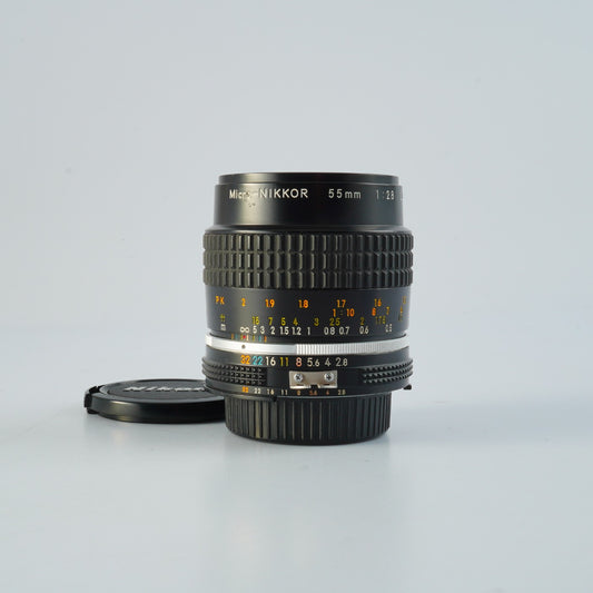 Nikon Ai-s Micro NIKKOR 55mm F/2.8 マクロレンズ