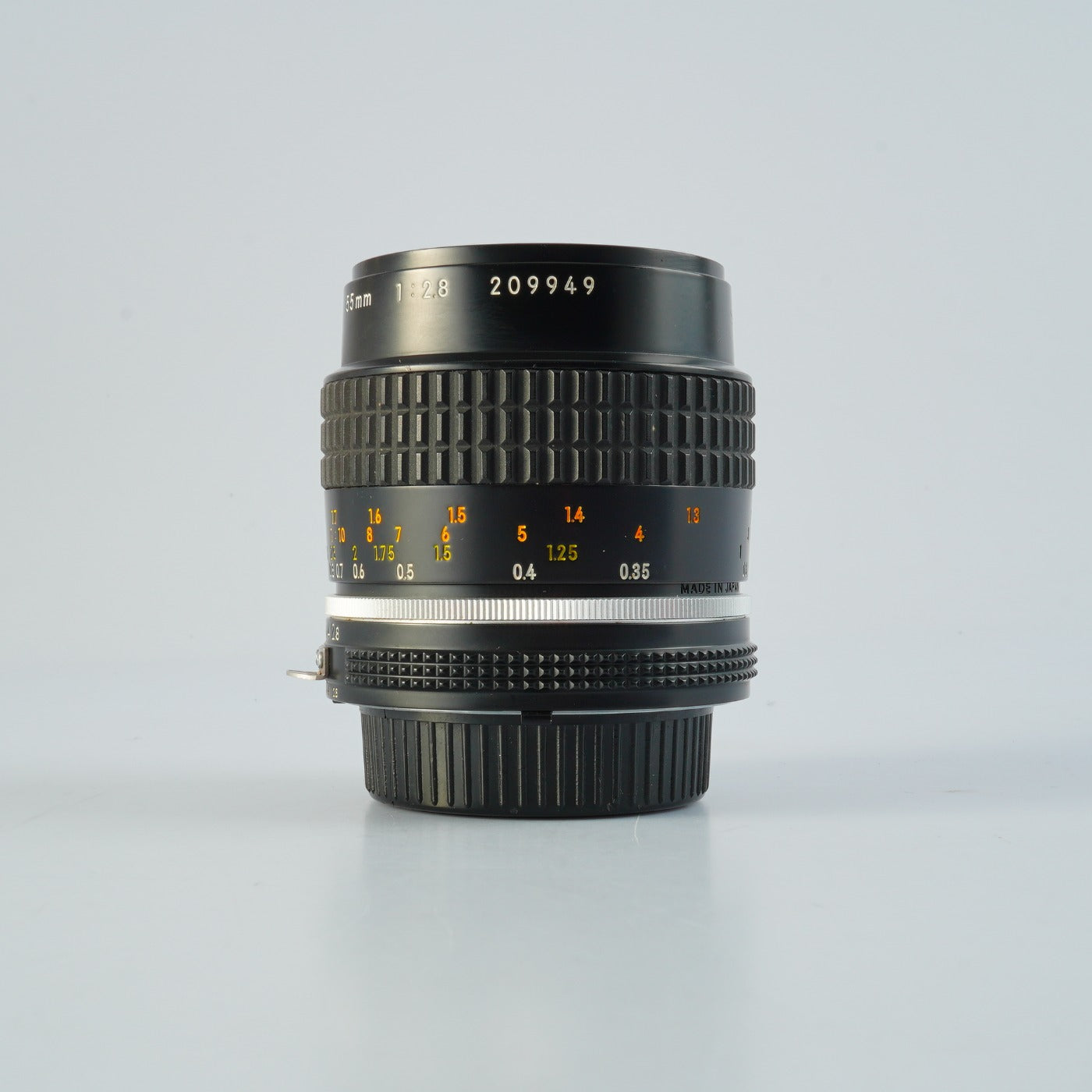 Nikon Ai-s Micro NIKKOR 55mm F/2.8 マクロレンズ – 山田写真機店