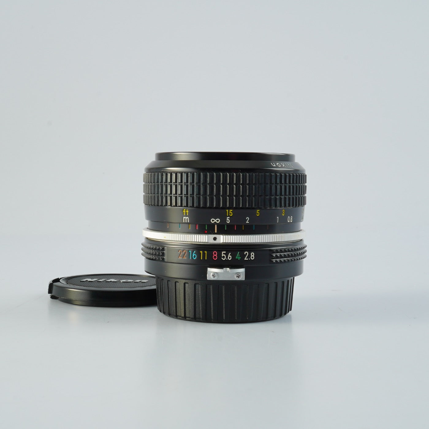 Nikon 非Ai Nikkor 28mm F/2.8 単焦点レンズ