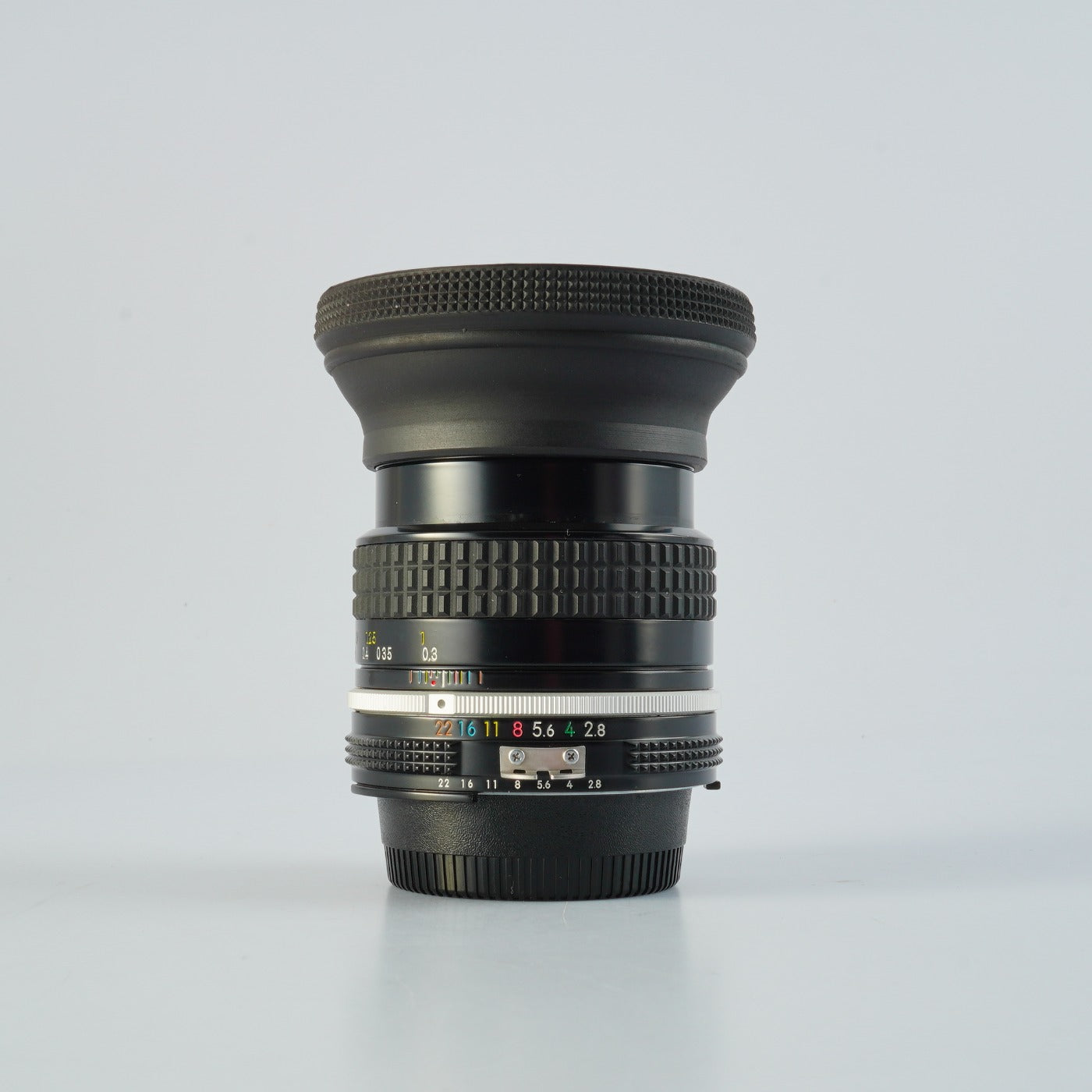 Nikon Ai NIKKOR 35mm F/2.8 単焦点レンズ