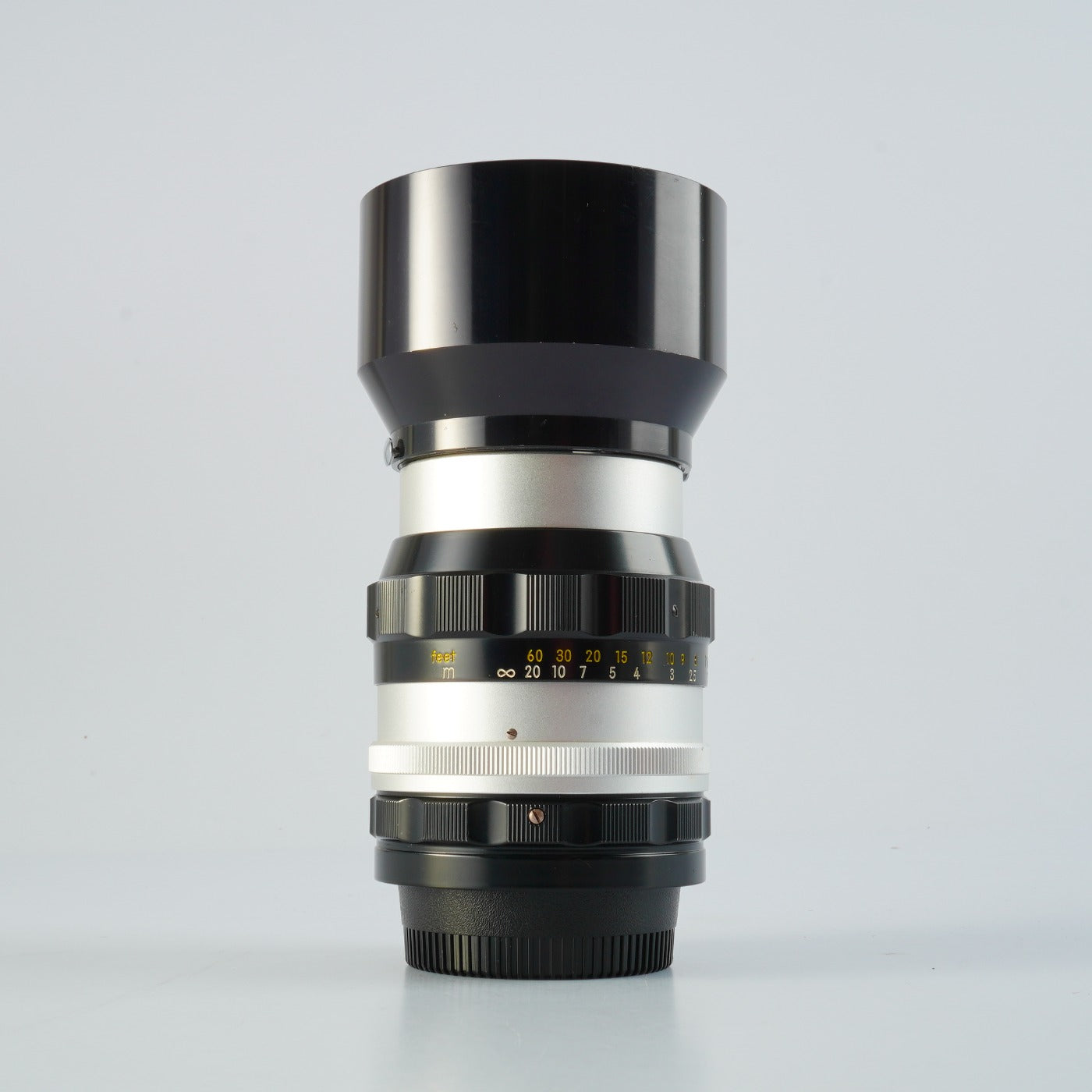 Nikon 非Ai NIKKOR-P Auto 105mm F/2.5 単焦点レンズ