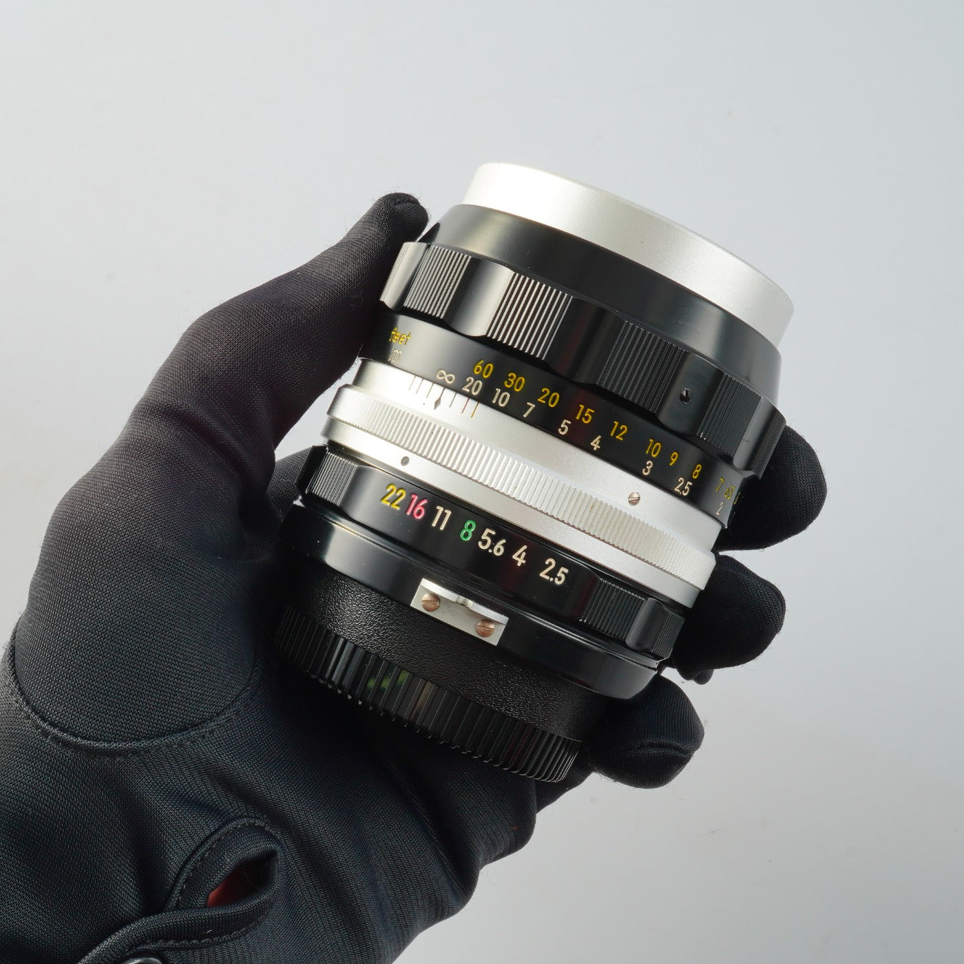Nikon 非Ai NIKKOR-P Auto 105mm F/2.5 単焦点レンズ