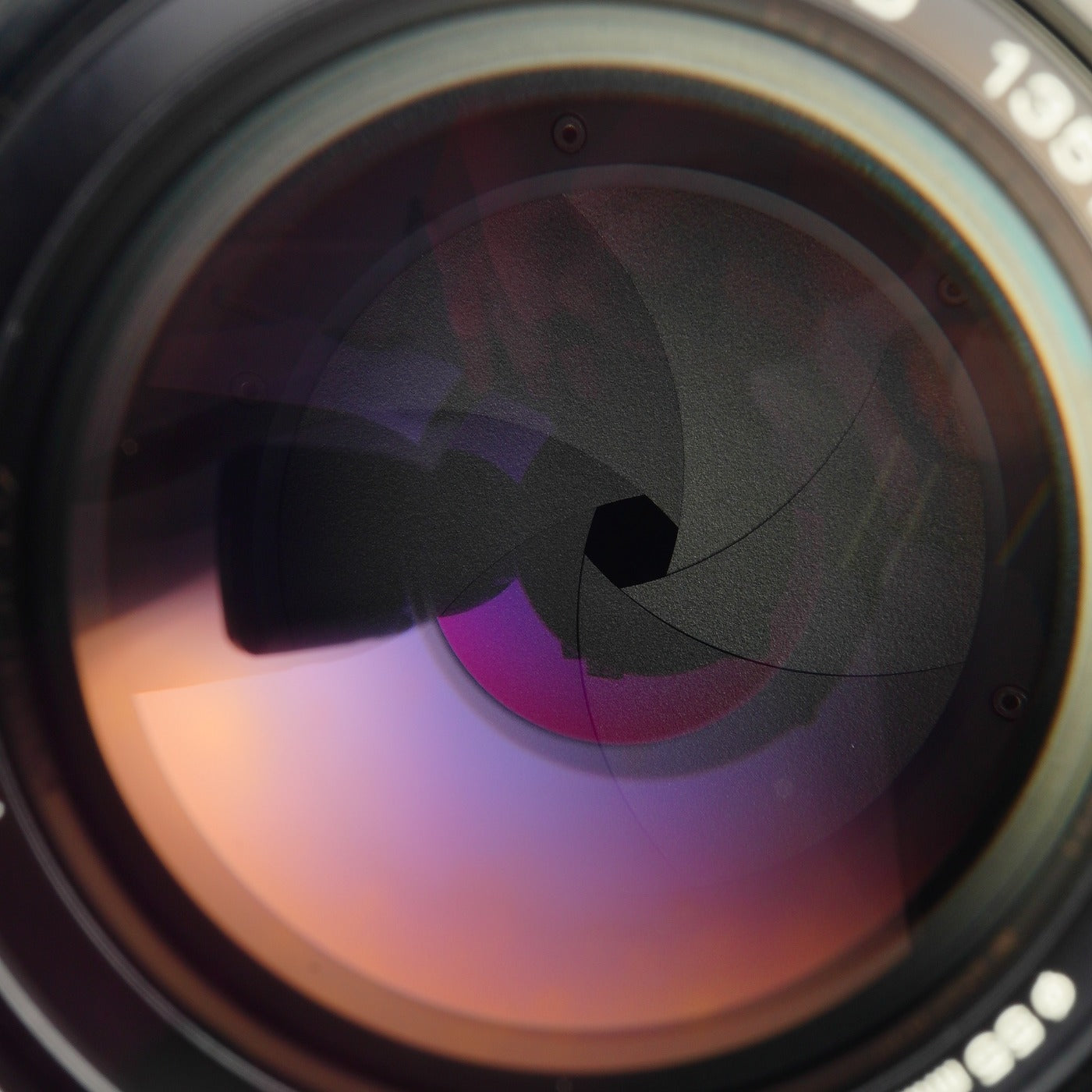 MINOLTA MD 135mm F/2.8 単焦点レンズ