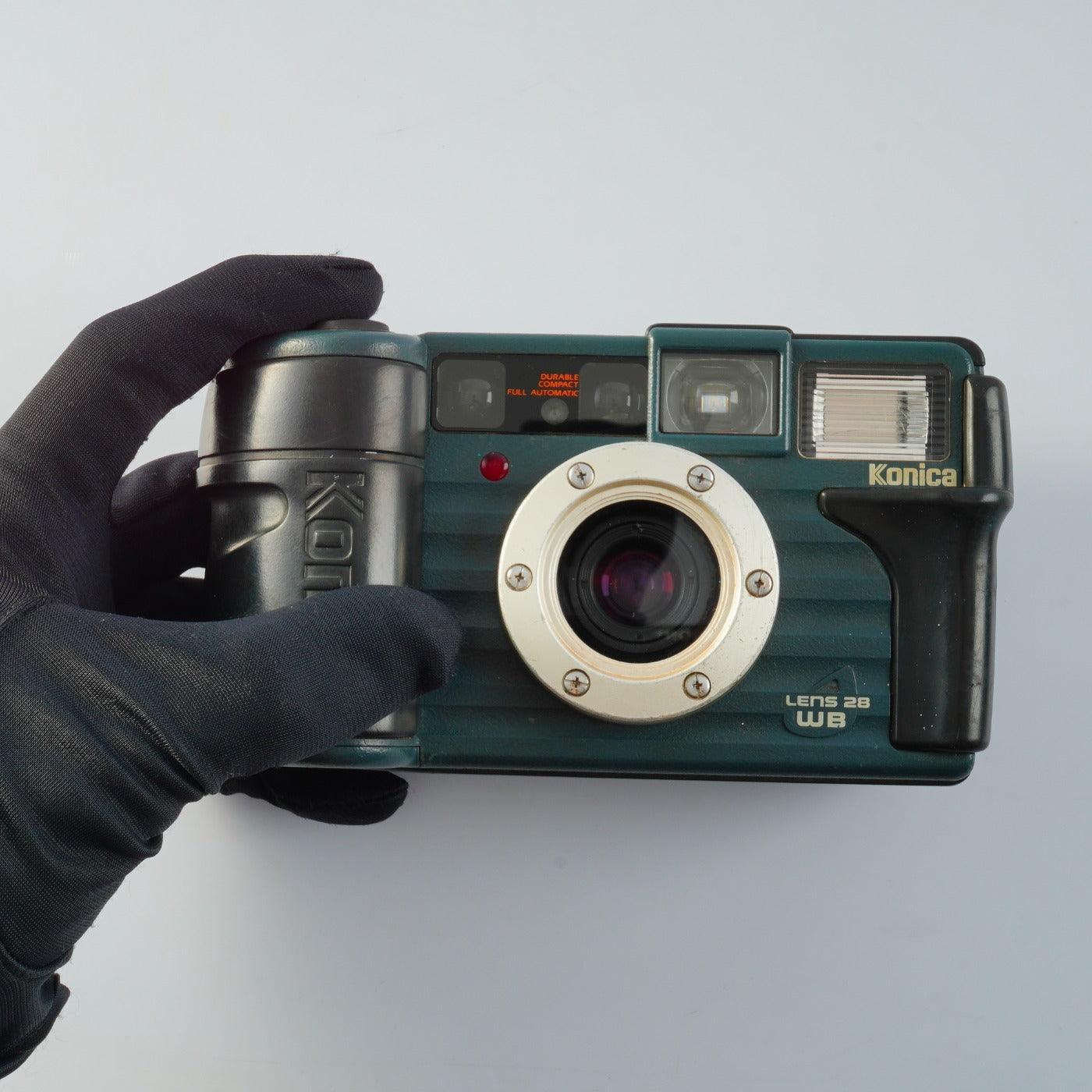 Konica 現場監督 ( GENBAKANTOKU ) 28 WB コンパクトフィルムカメラ